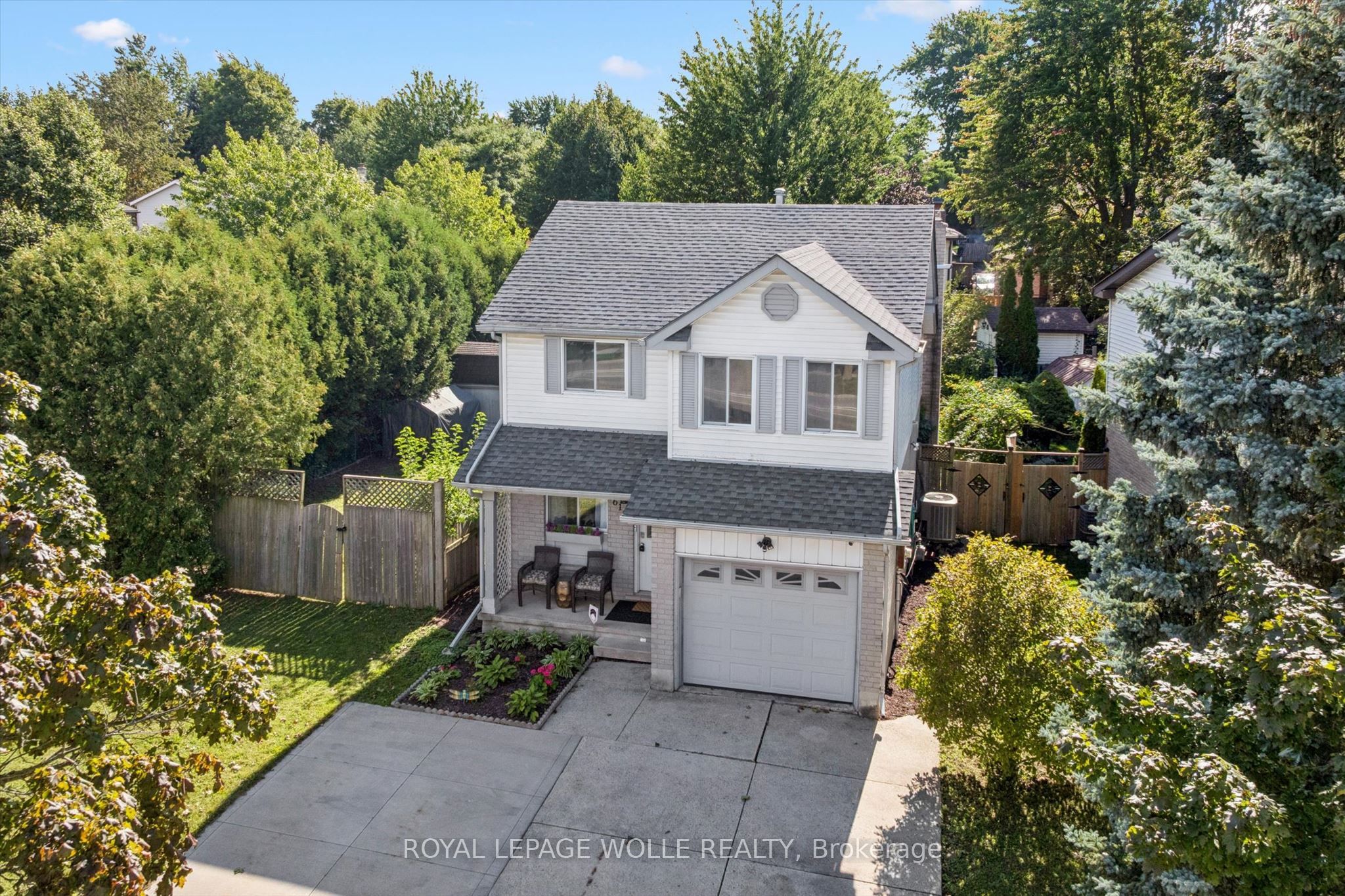 616 Westheights Drive, Kitchener, ON N2N 2Z2 photo 4
