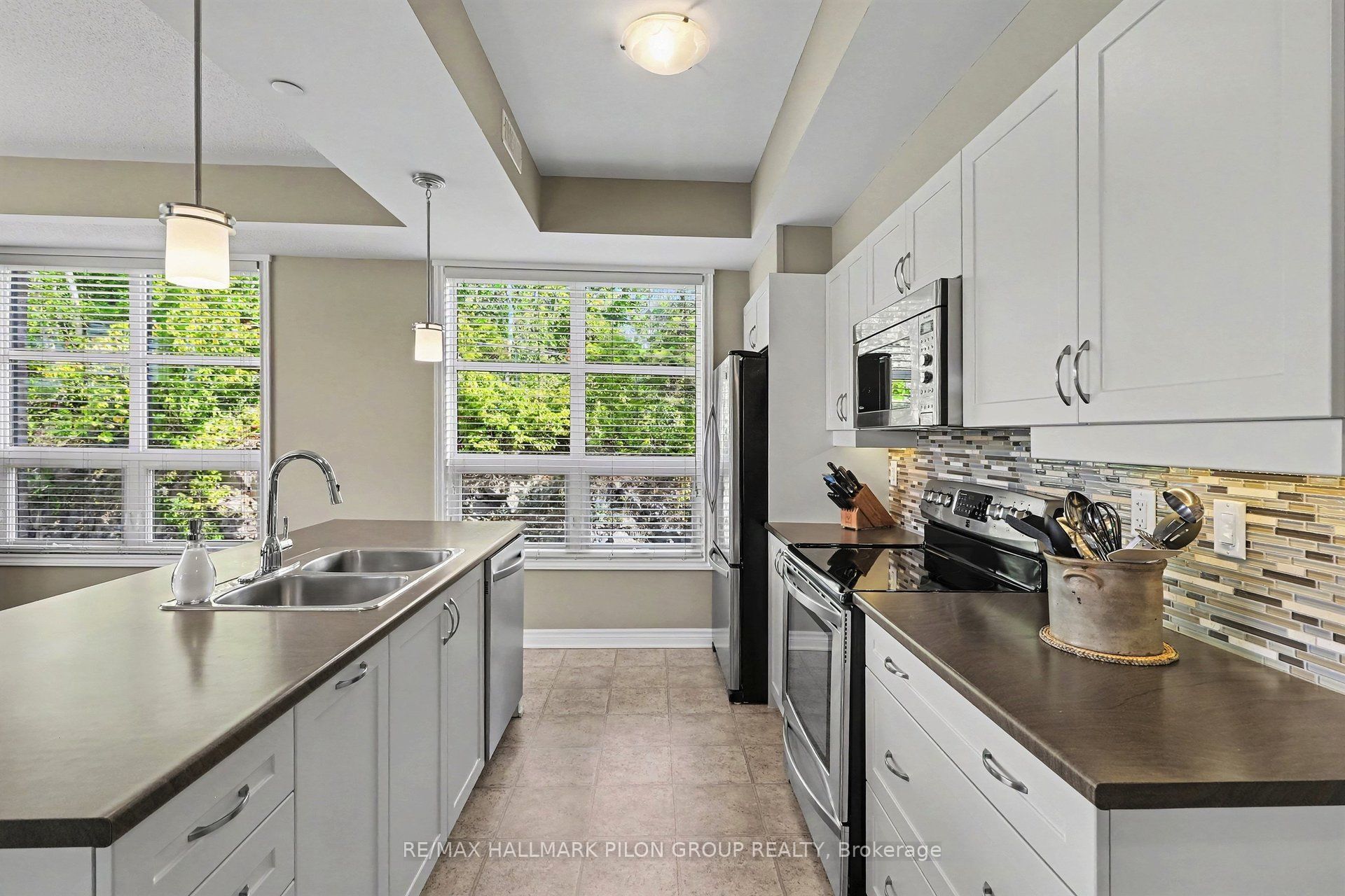 230 Titanium Private 301, Orleans - Convent Glen and Area, ON K1C 0C1 photo 4