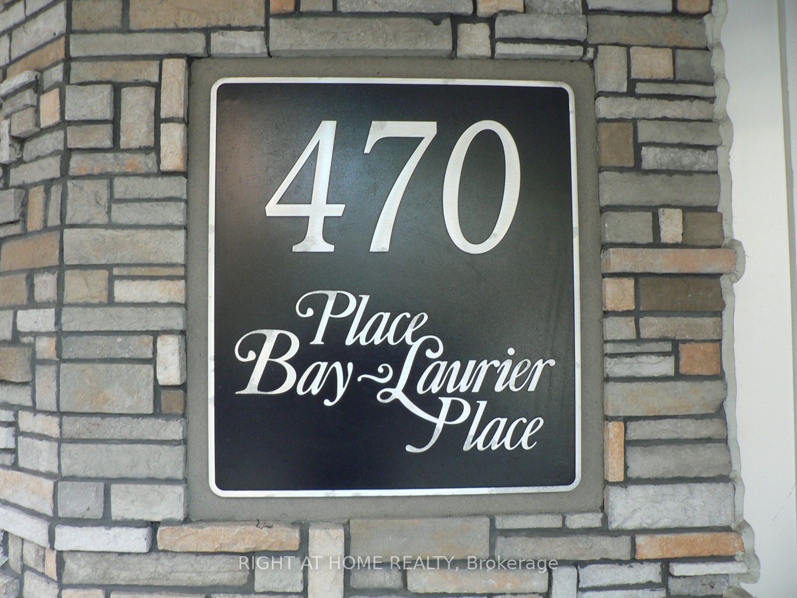 470 Laurier Avenue W 706, Ottawa Centre, ON K1R 7W9 photo 3