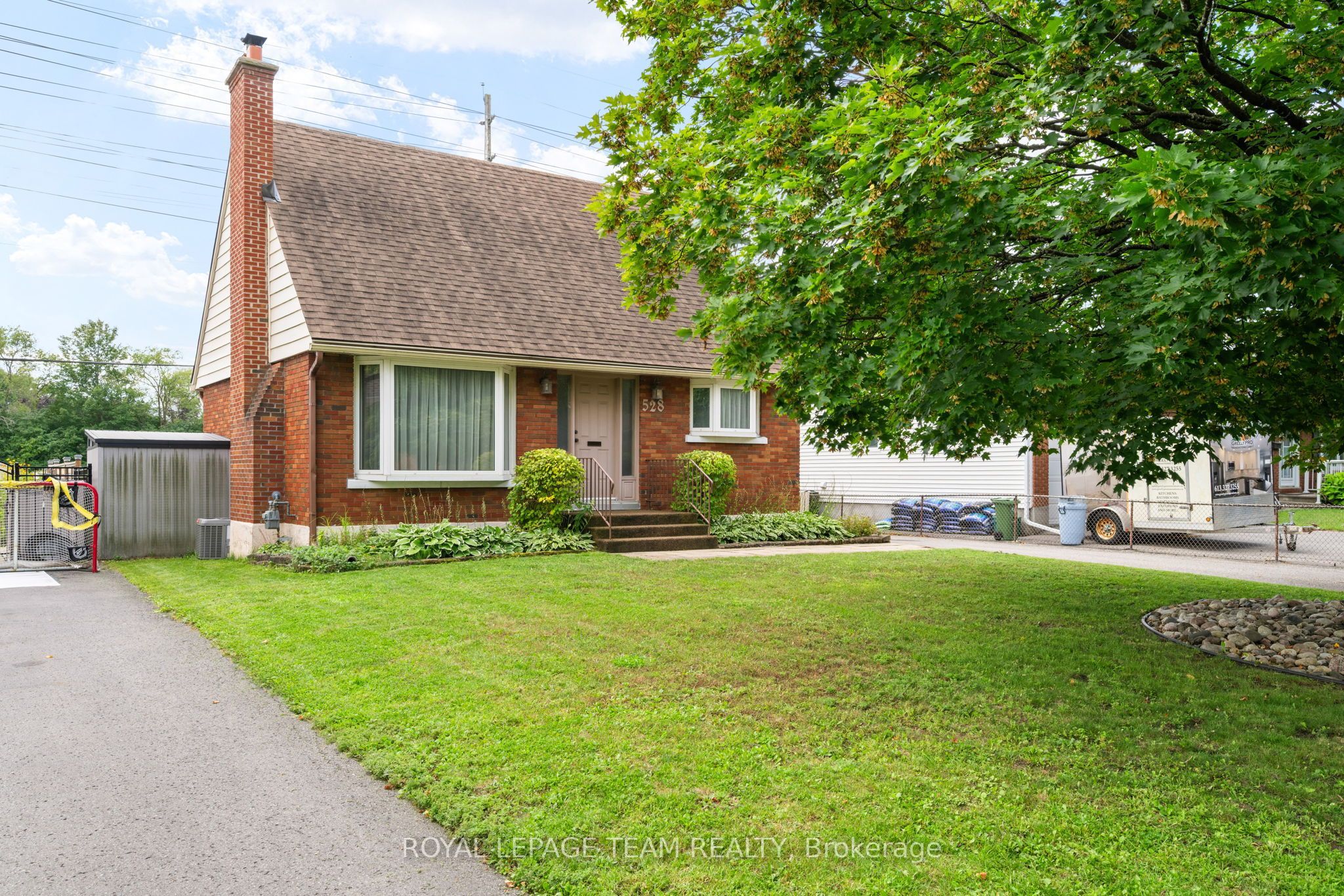 528 Browning Avenue, Alta Vista and Area, ON K1G 0T4 photo 2
