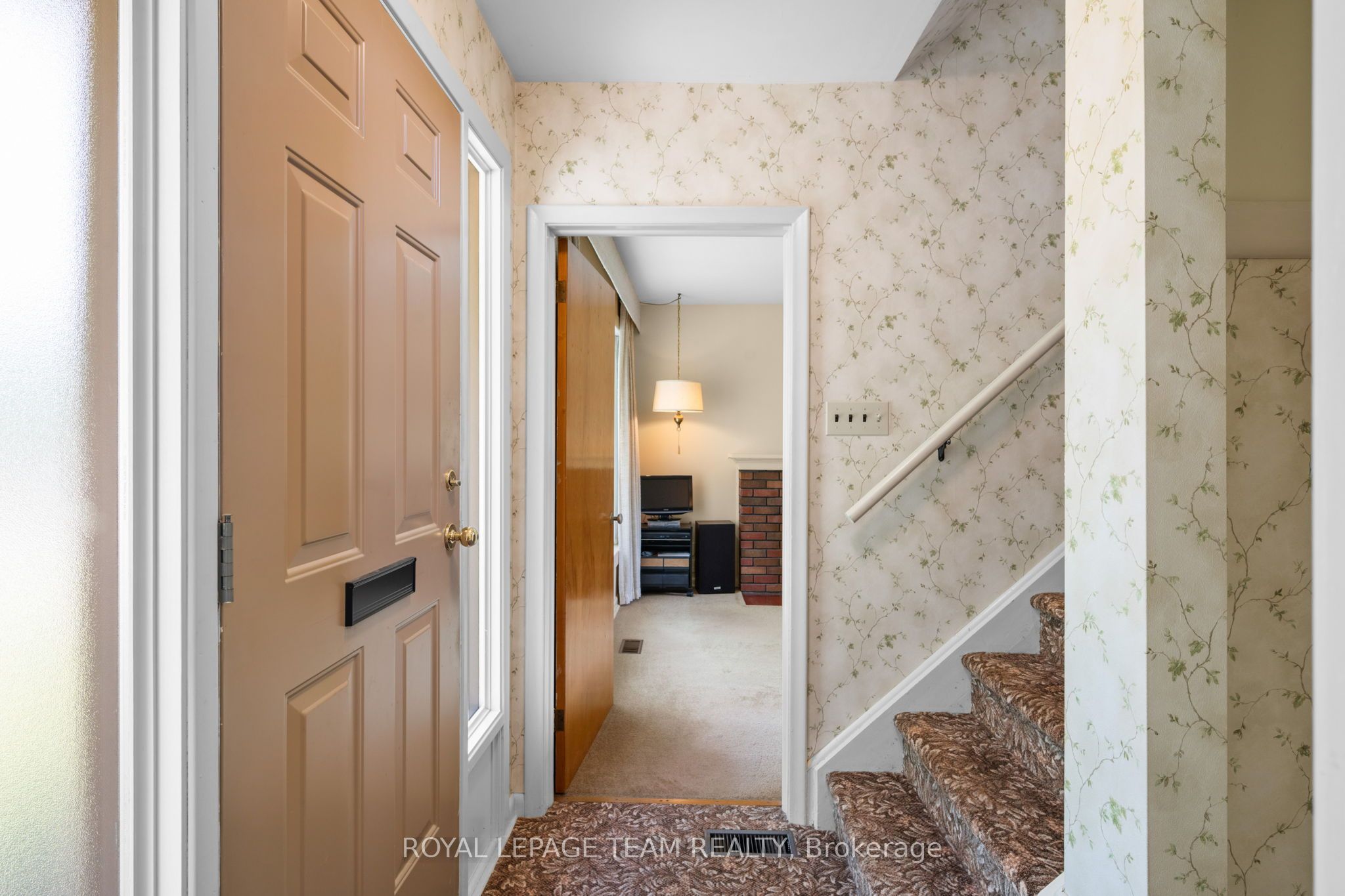 528 Browning Avenue, Alta Vista and Area, ON K1G 0T4 photo 5
