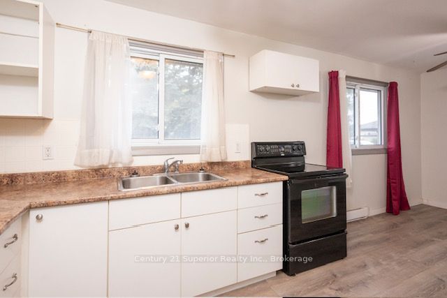 141 Gore Street E, Thunder Bay, ON P7E 3R2 photo 4