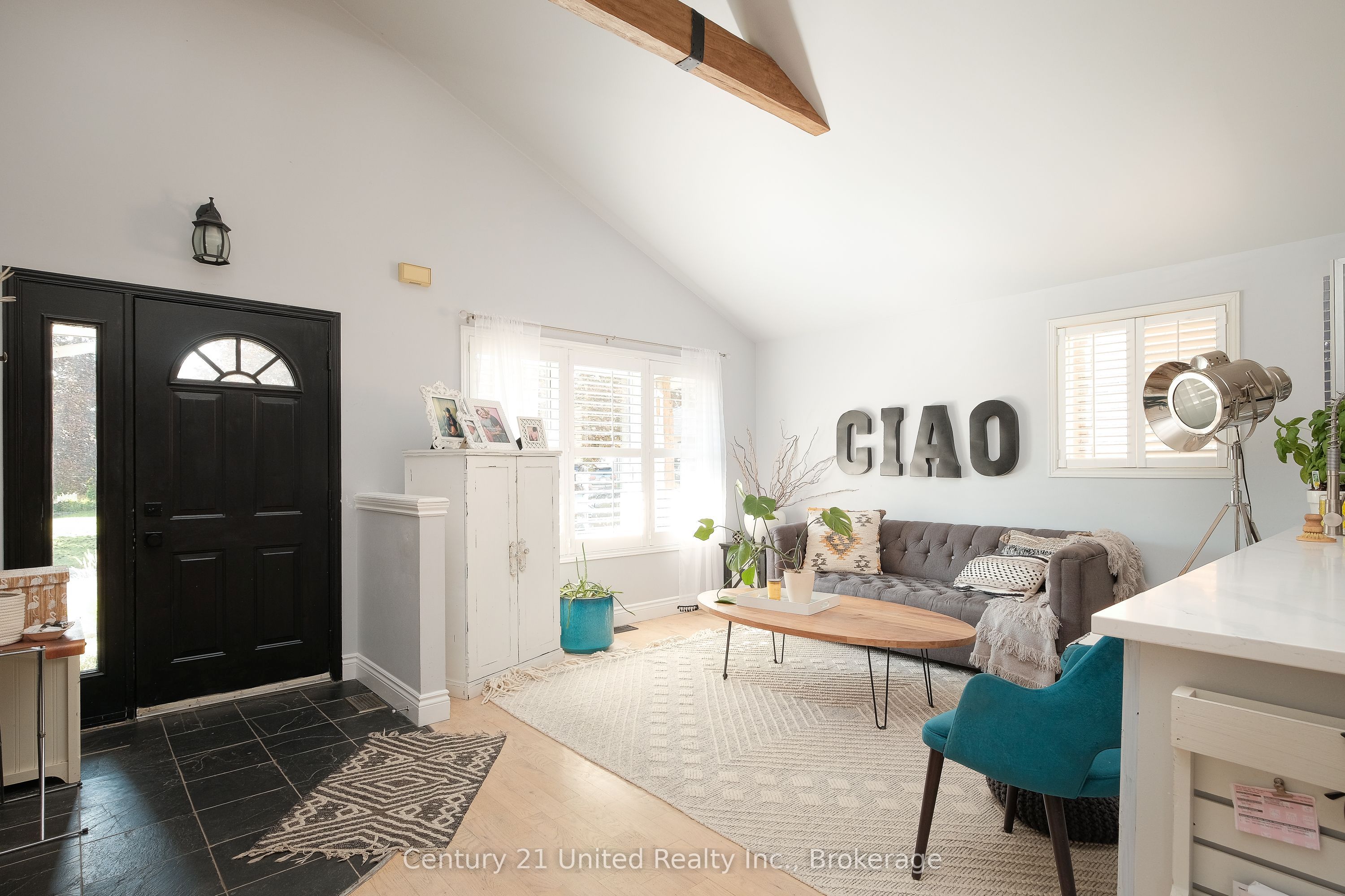 2229 Lorraine Drive, Peterborough, ON K9L 1Y6 photo 3
