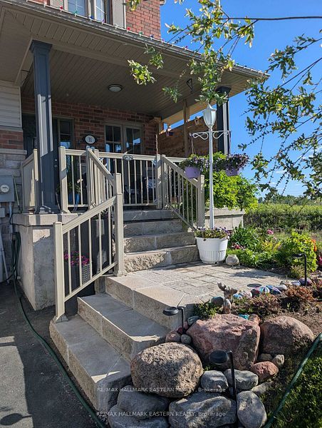 31 Paul Rexe Boulevard E, Otonabee-South Monaghan, ON K9J 0G4 photo 4