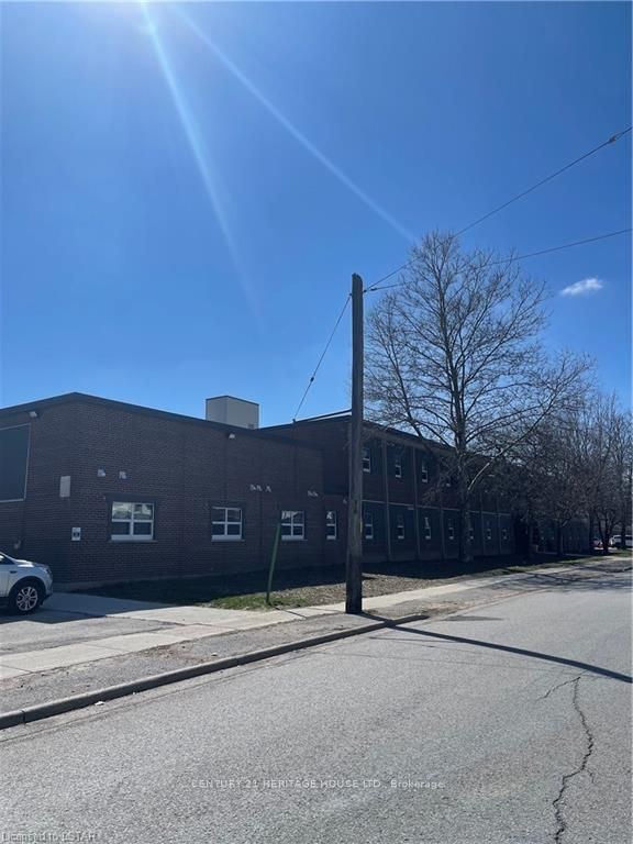 50 SCOTT Street 110, St. Thomas, ON N5P 1K6