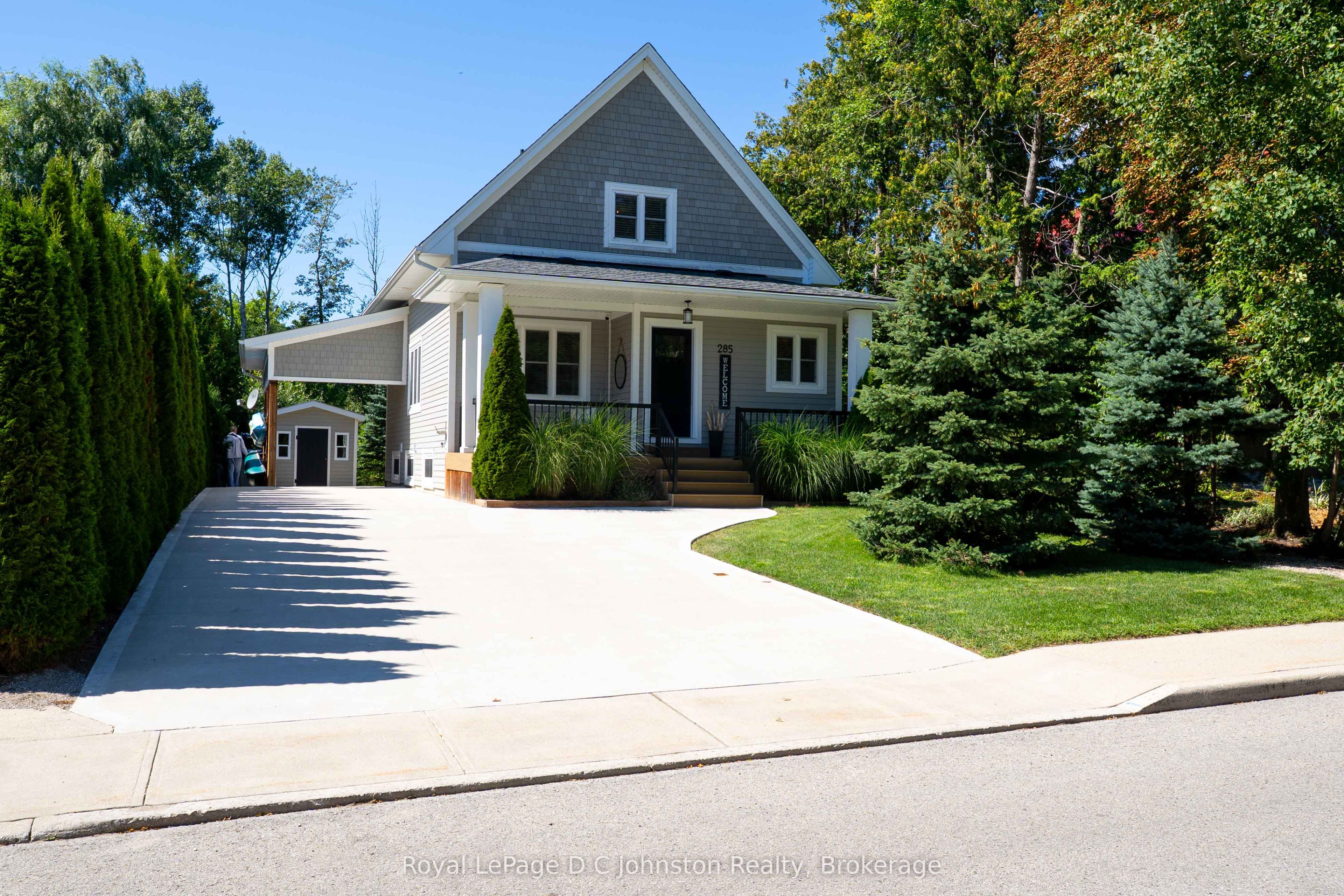 285 Huron Street S, Saugeen Shores, ON N0H 2L0 photo 2