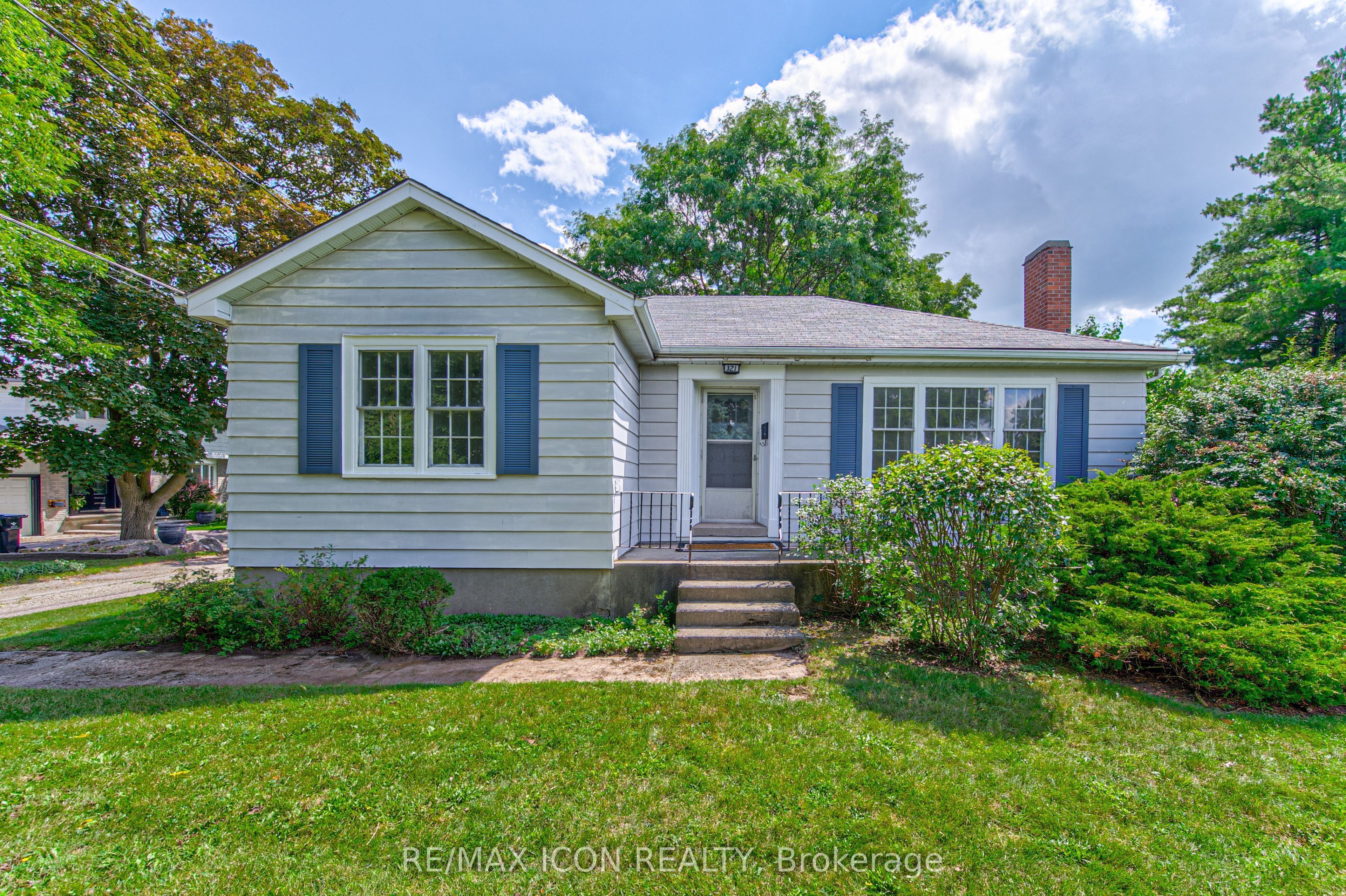 321 Highland Park, Cambridge, ON N3H 3H8