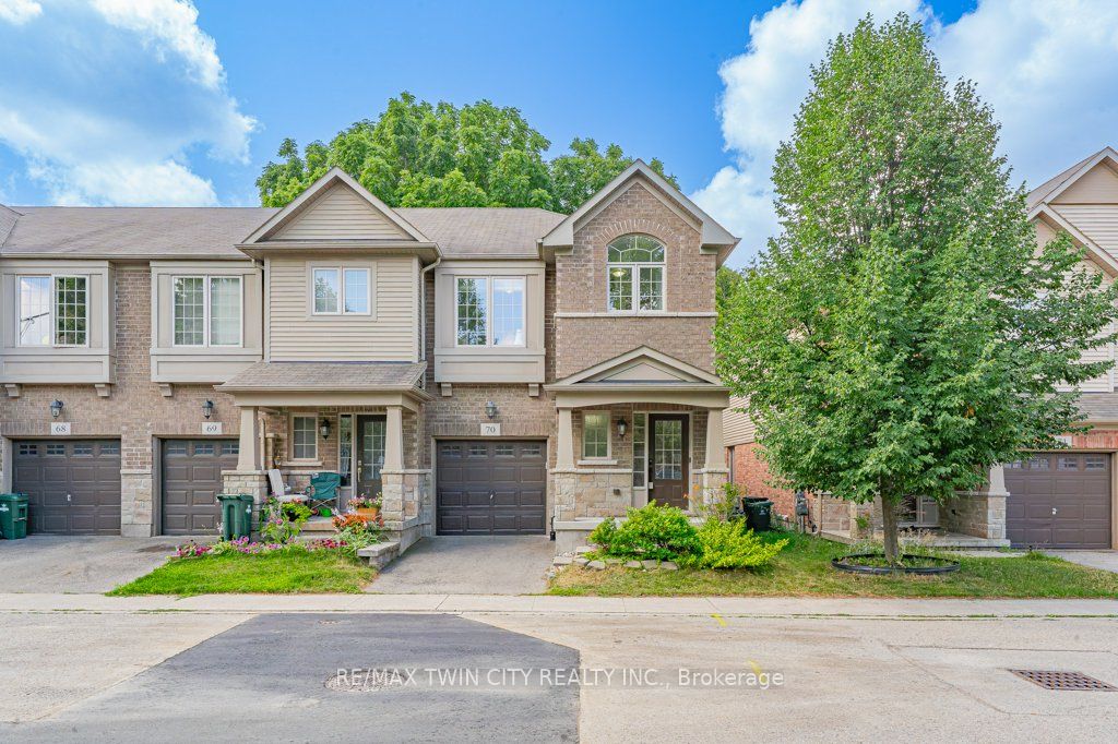 342 Mill Street 70, Kitchener, ON N2M 0A4 photo 2