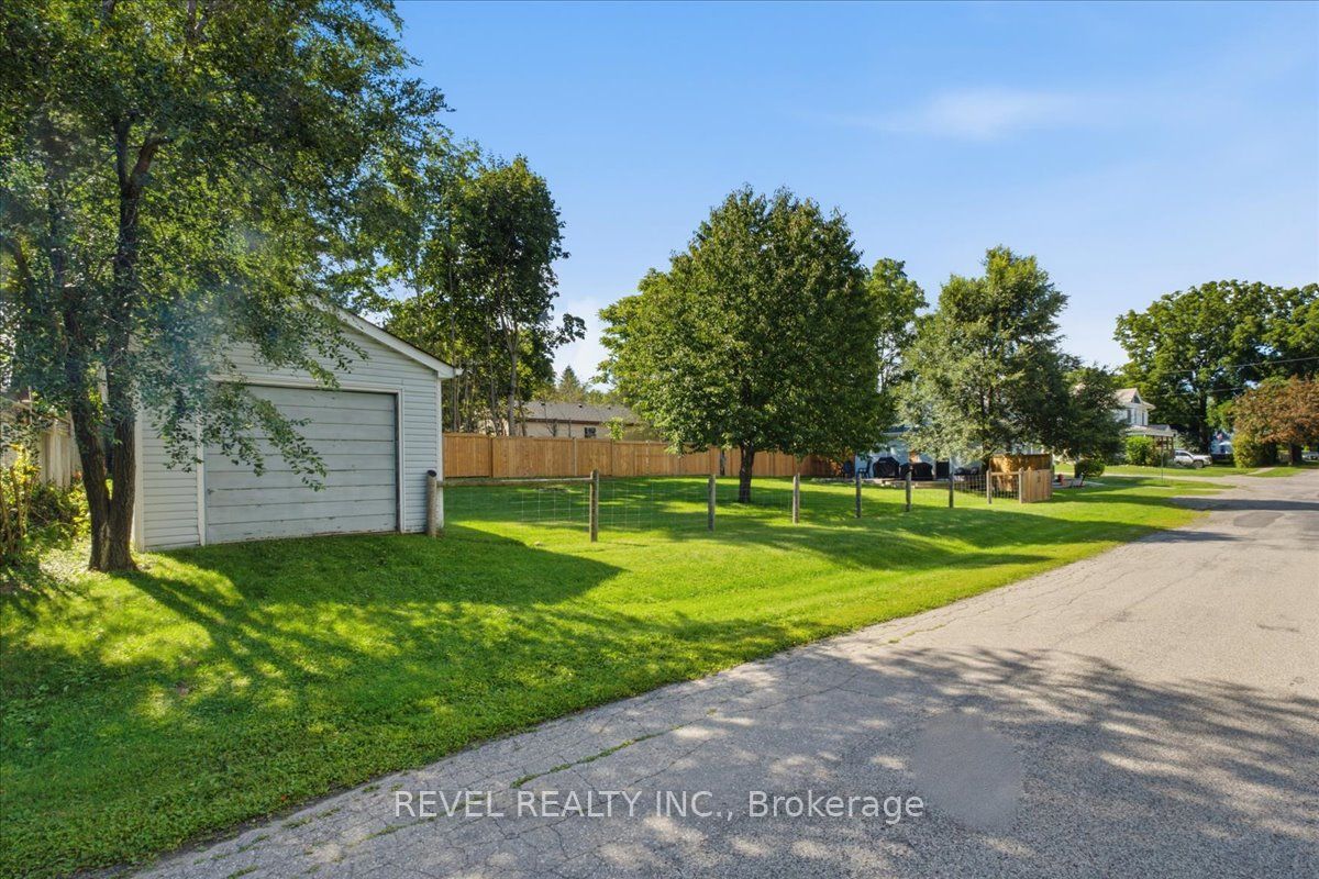 3 Queen Street S, Brant, ON N0E 1R0 photo 4