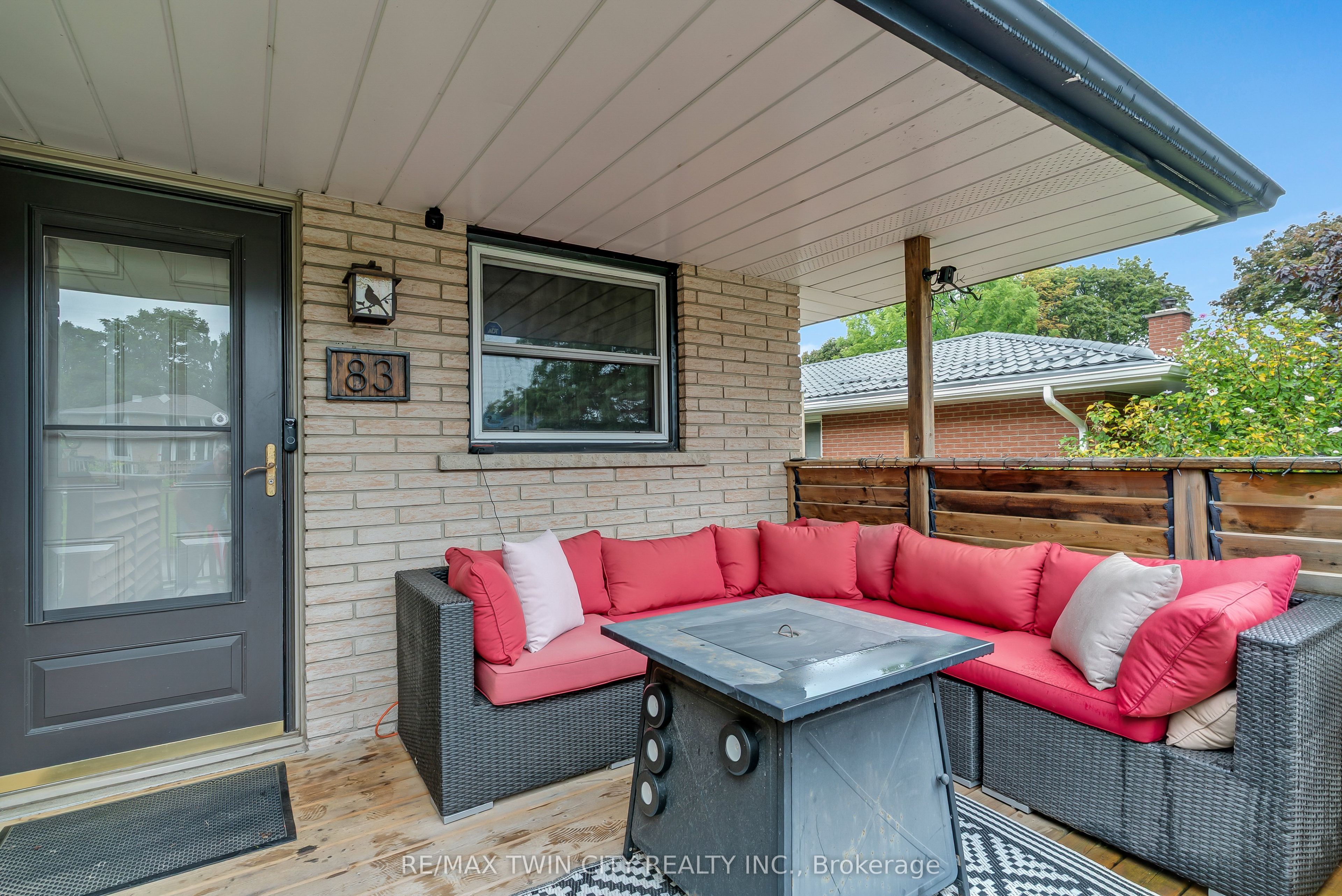 83 Kimberly Crescent, Kitchener, ON N2E 1C8 photo 4