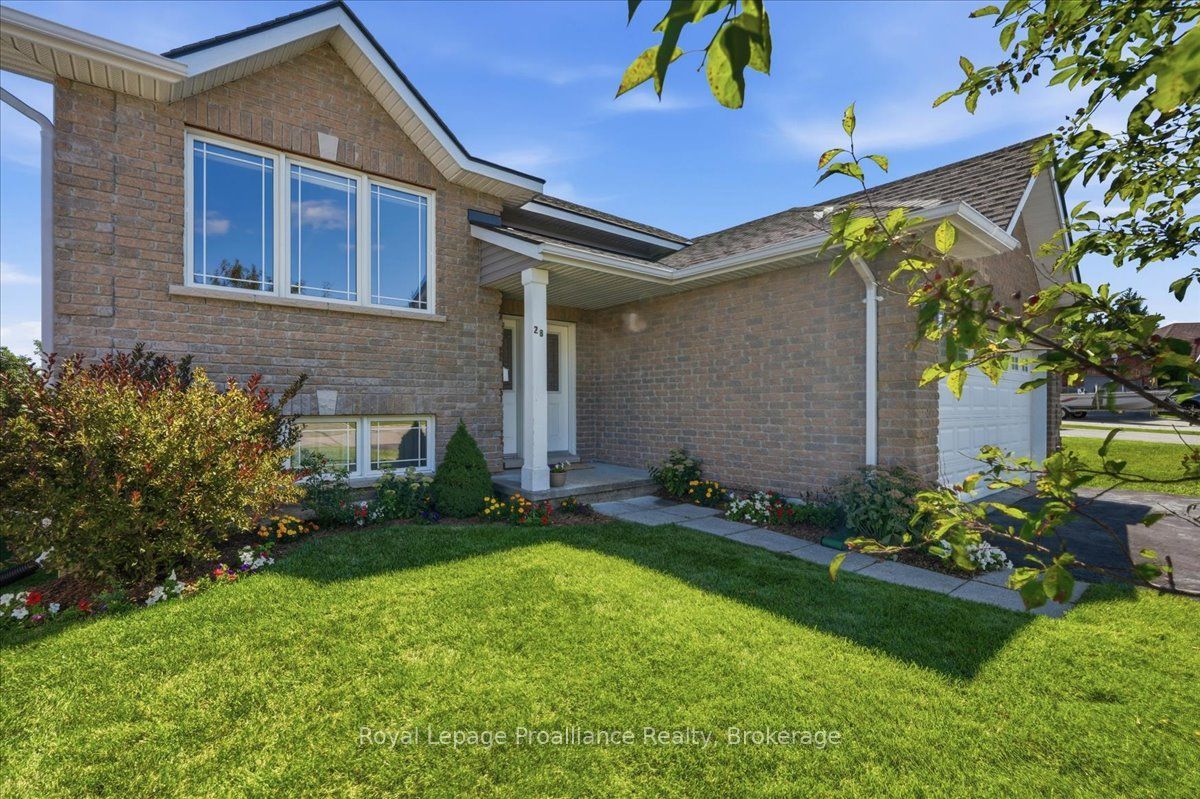 28 Kyle Court, Quinte West, ON K0K 2C0 photo 2