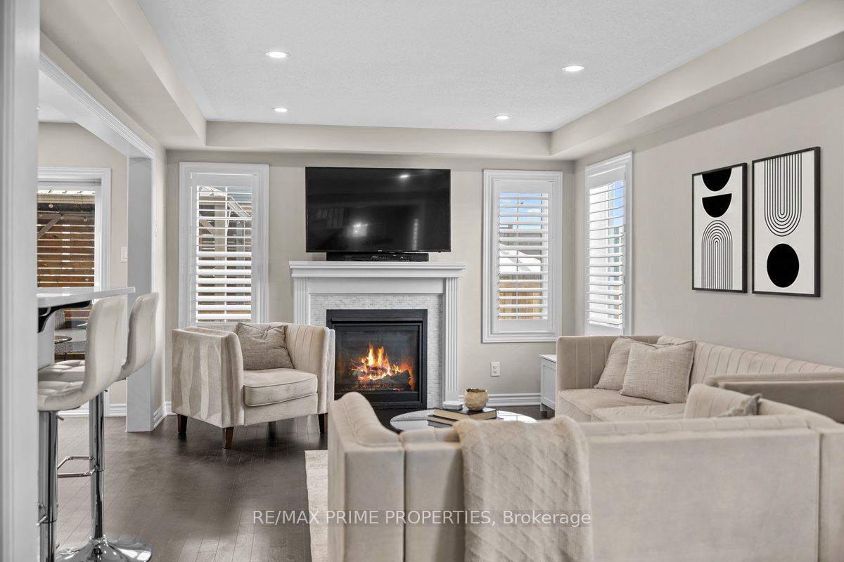 350 Sweetfern Crescent, Orleans - Cumberland and Area, ON K4A 1A5 photo 4
