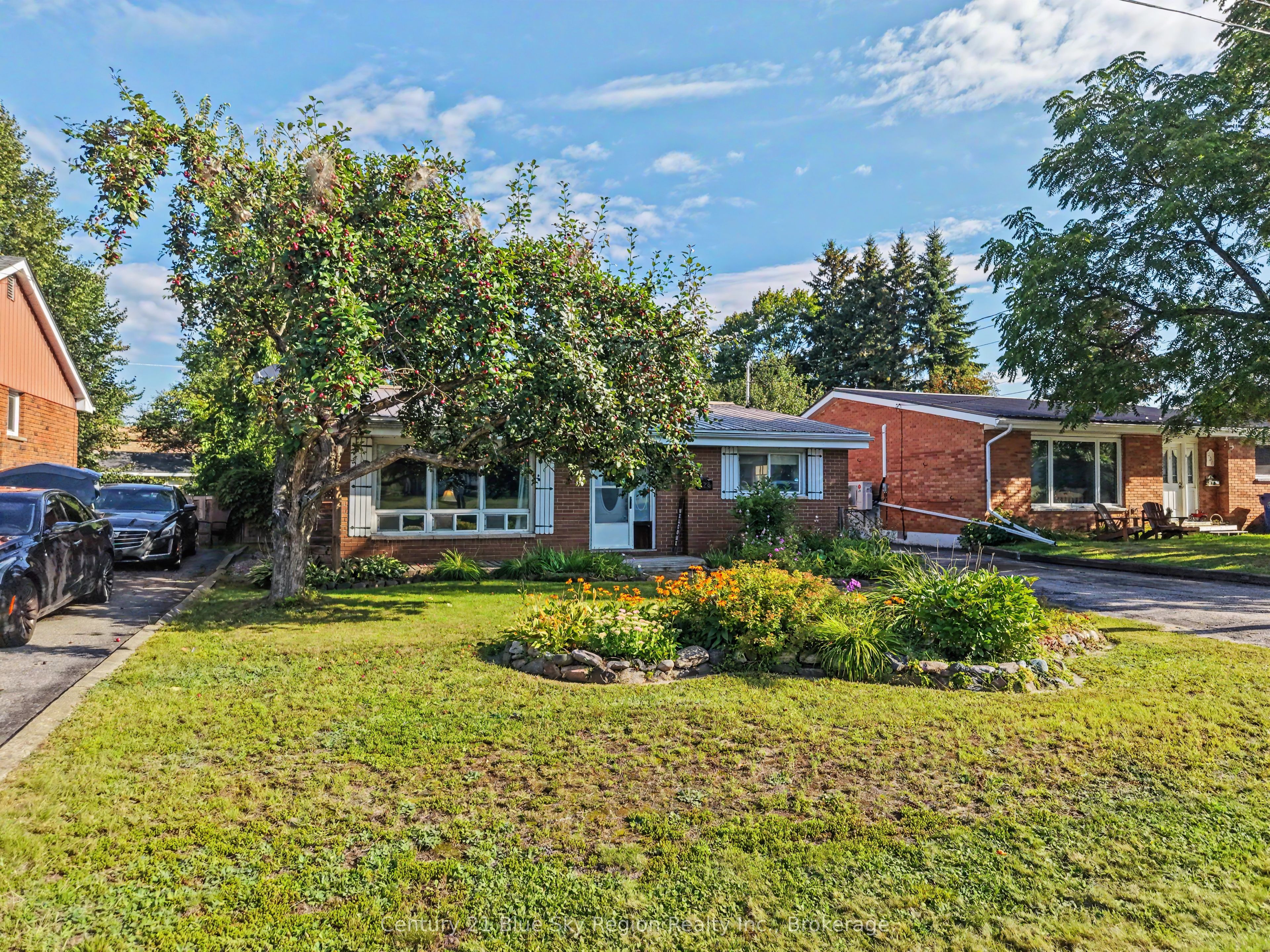 328 McKenzie Avenue, North Bay, ON P1B 7E2 photo 3