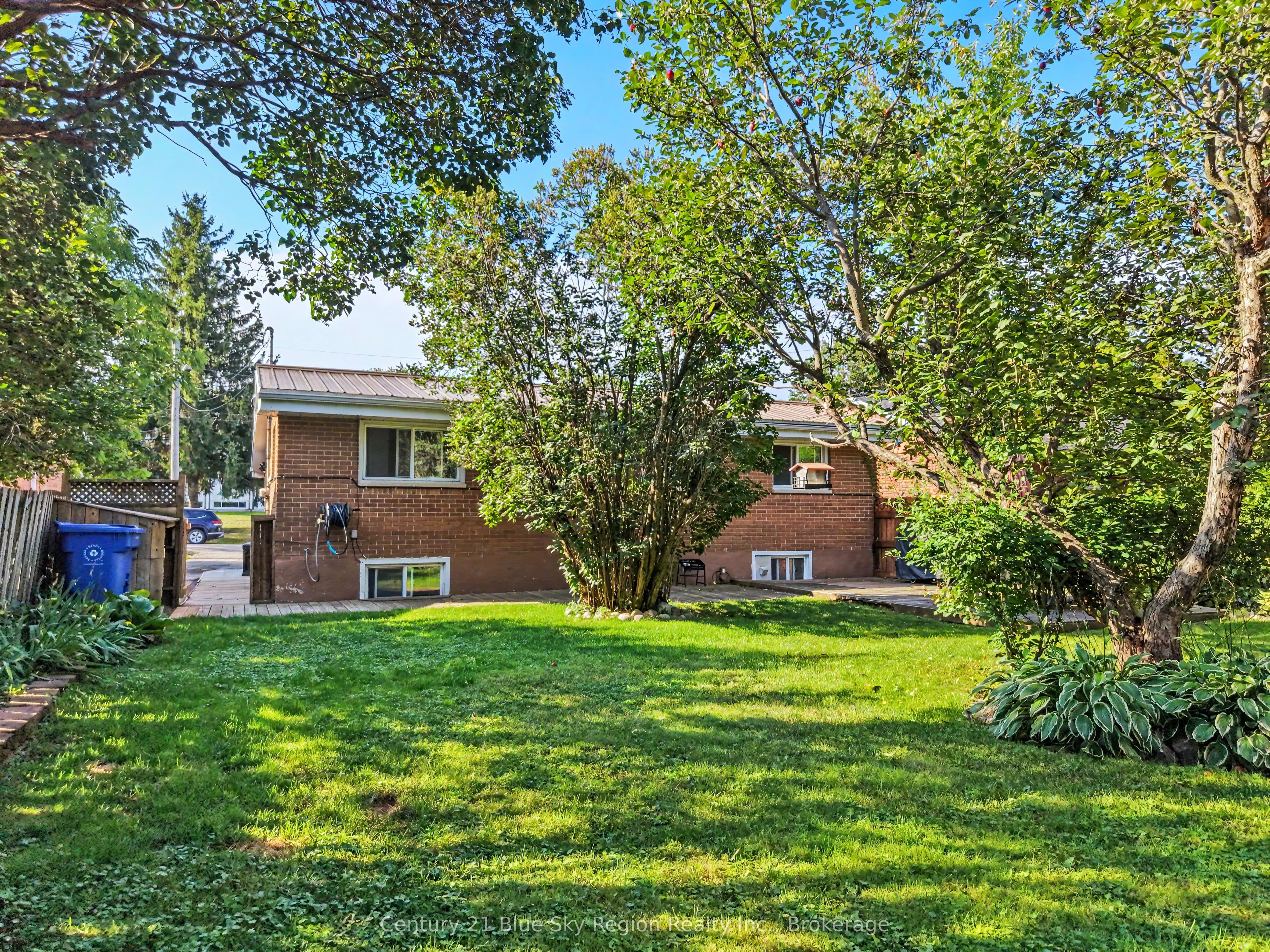 328 McKenzie Avenue, North Bay, ON P1B 7E2 photo 4