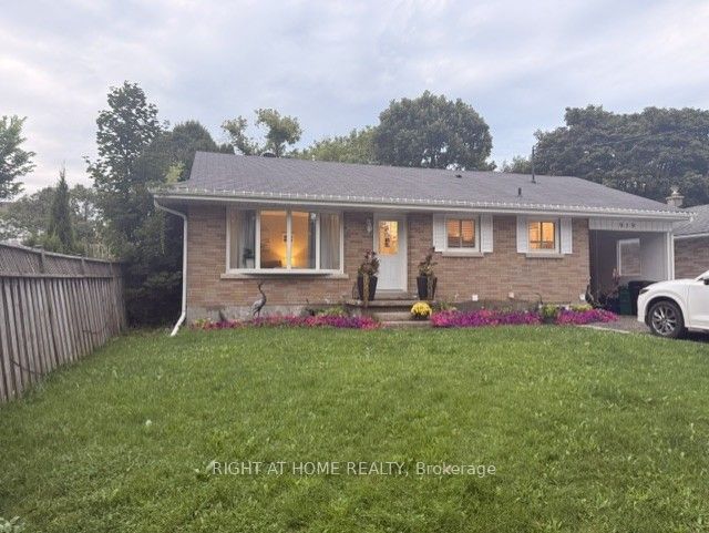919 Rose Street, Cambridge, ON N3H 2G4