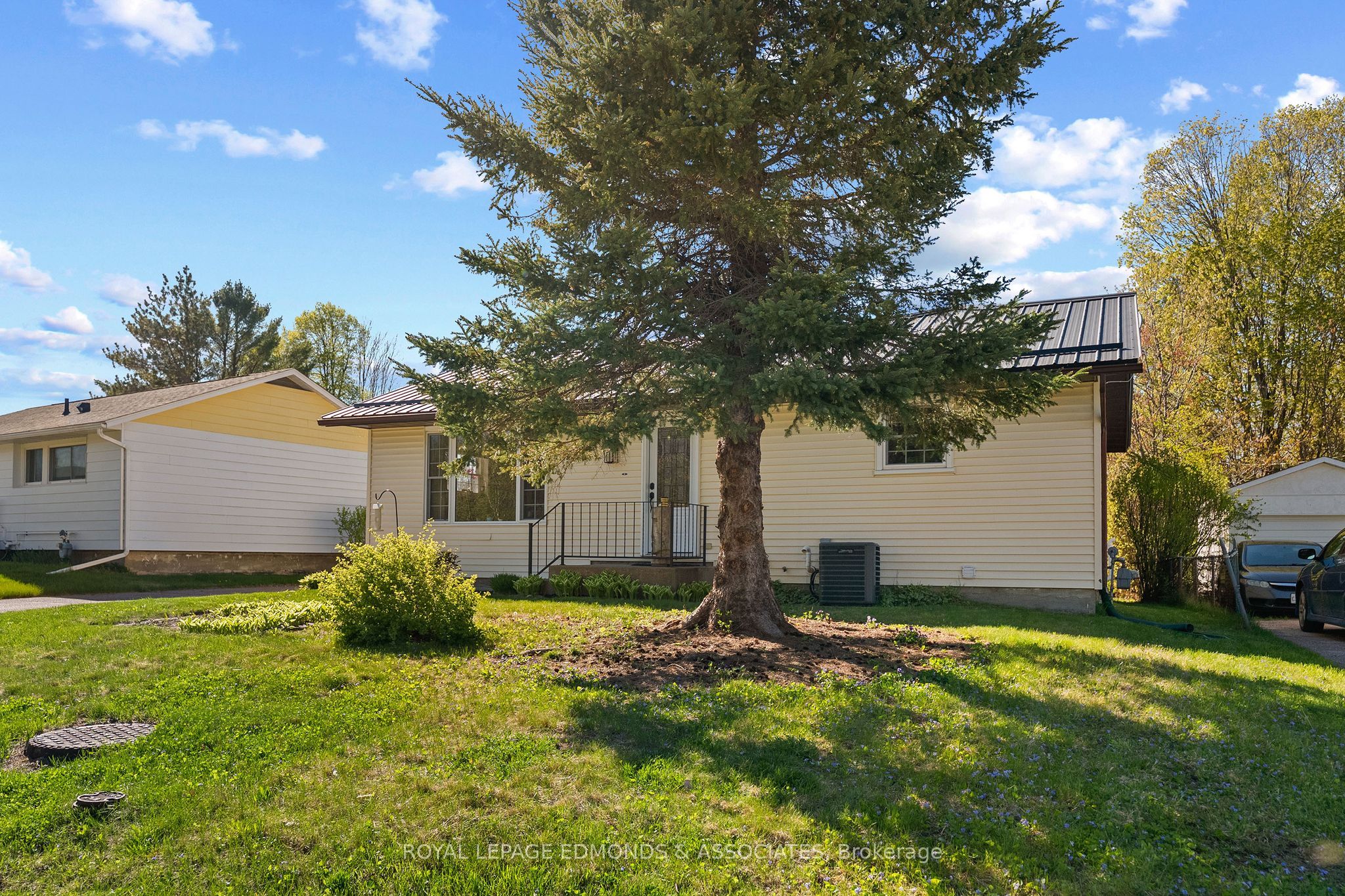 5 Lasalle Drive, Deep River, ON K0J 1P0 photo 4