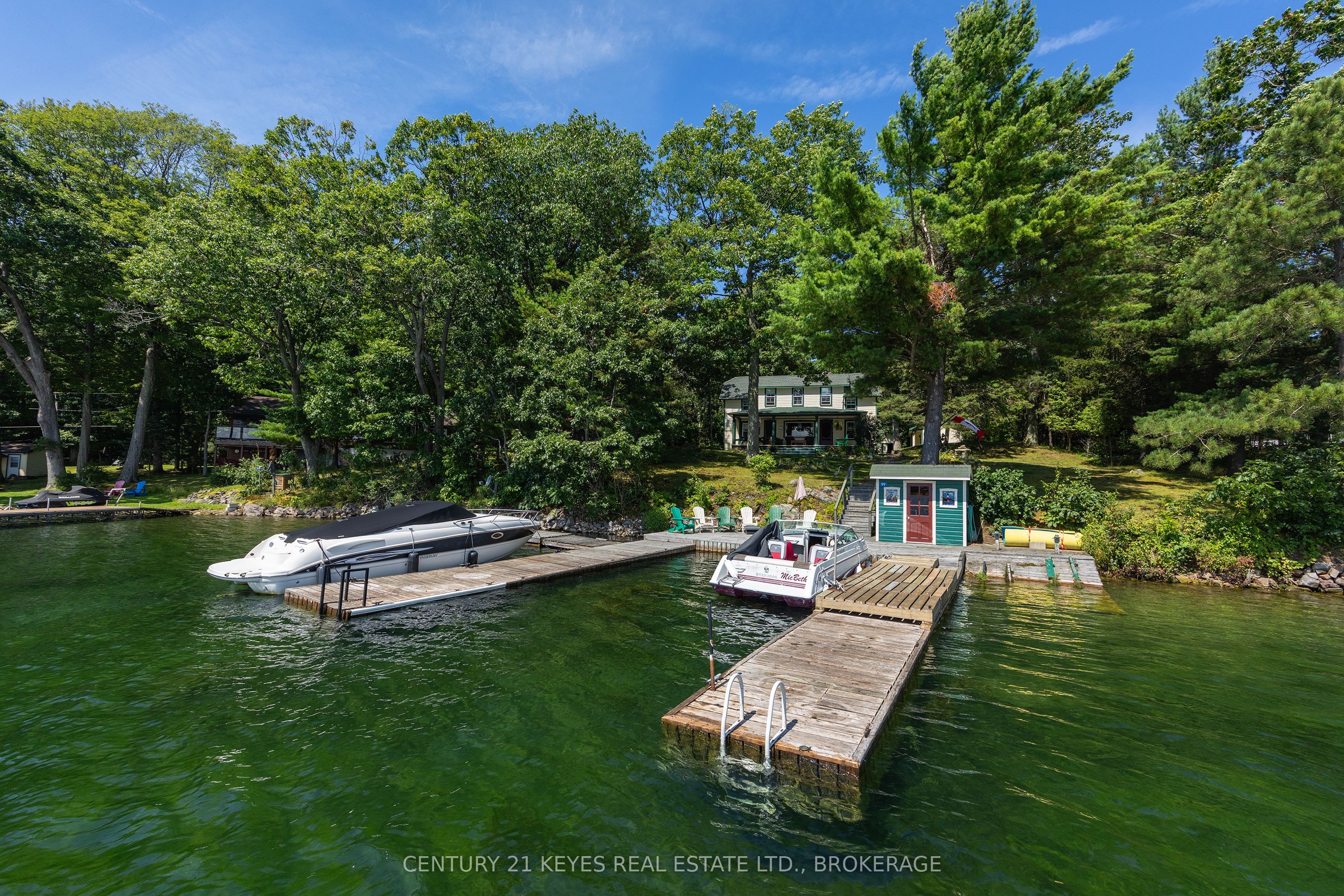 99 Tremont Park Island, Leeds and the Thousand Islands, ON K7G 0A9 photo 2