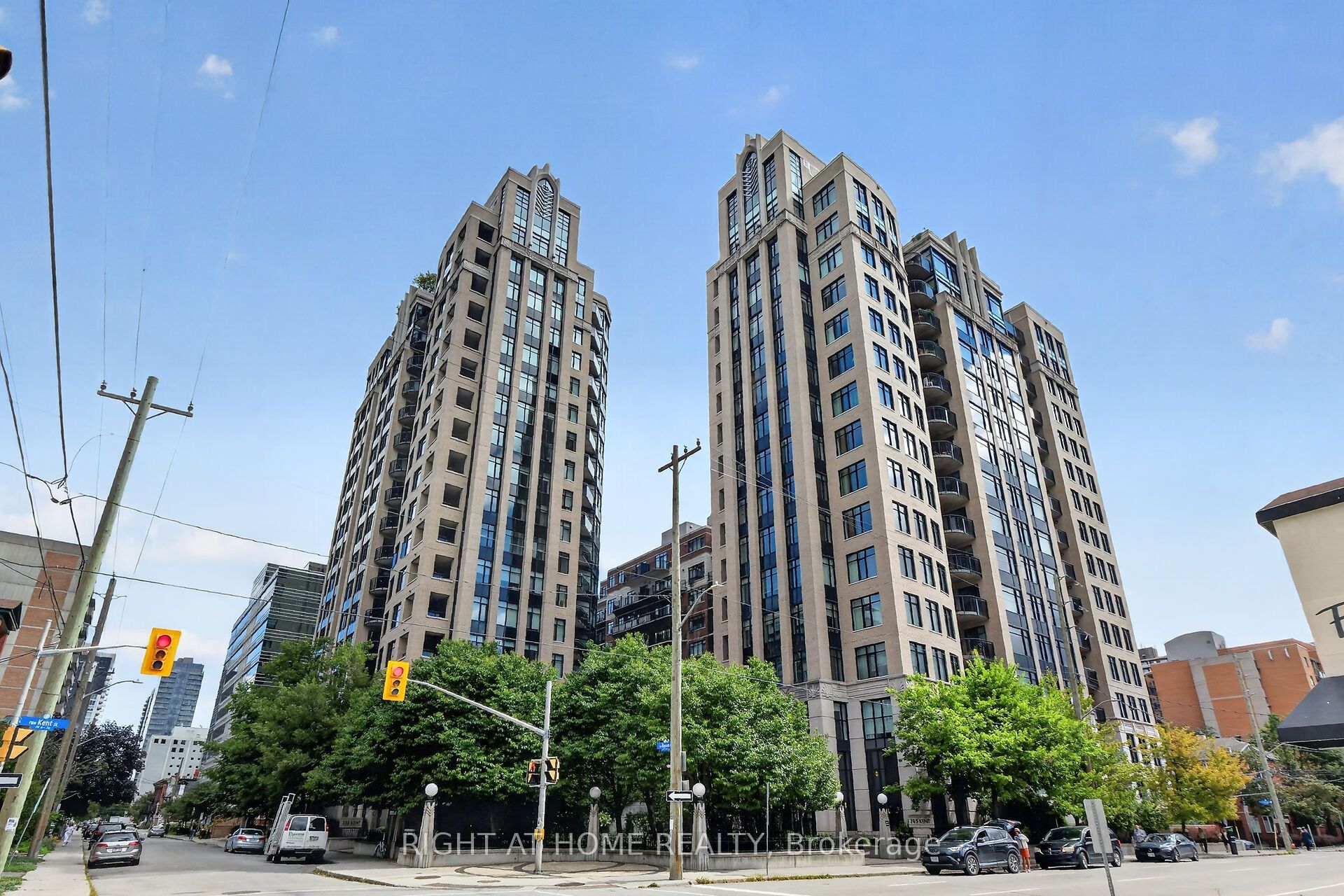235 Kent Street 1116, Ottawa Centre, ON K2P 1Z9 photo 2