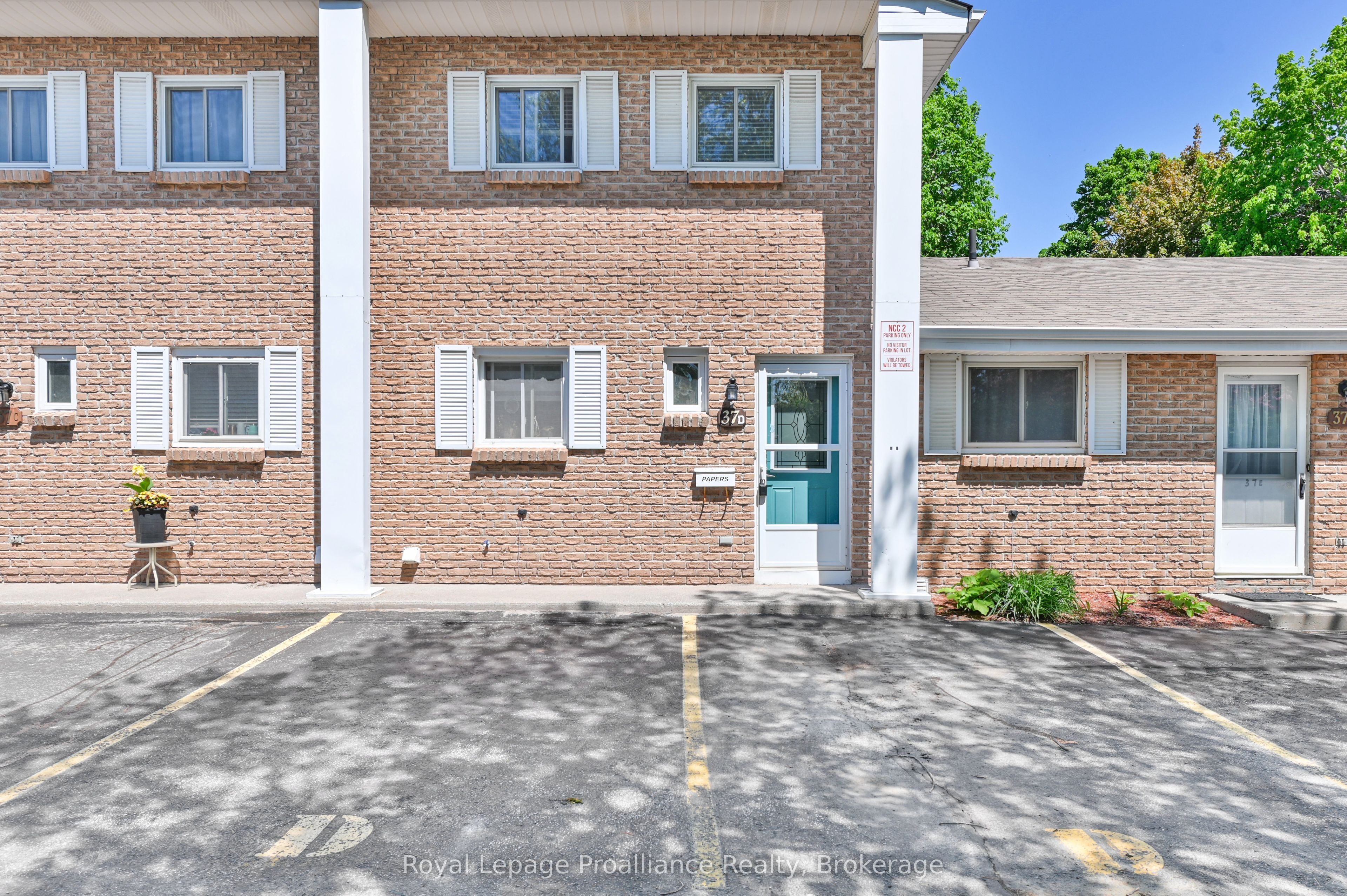 37 Young Street D, Brighton, ON K0K 1H0