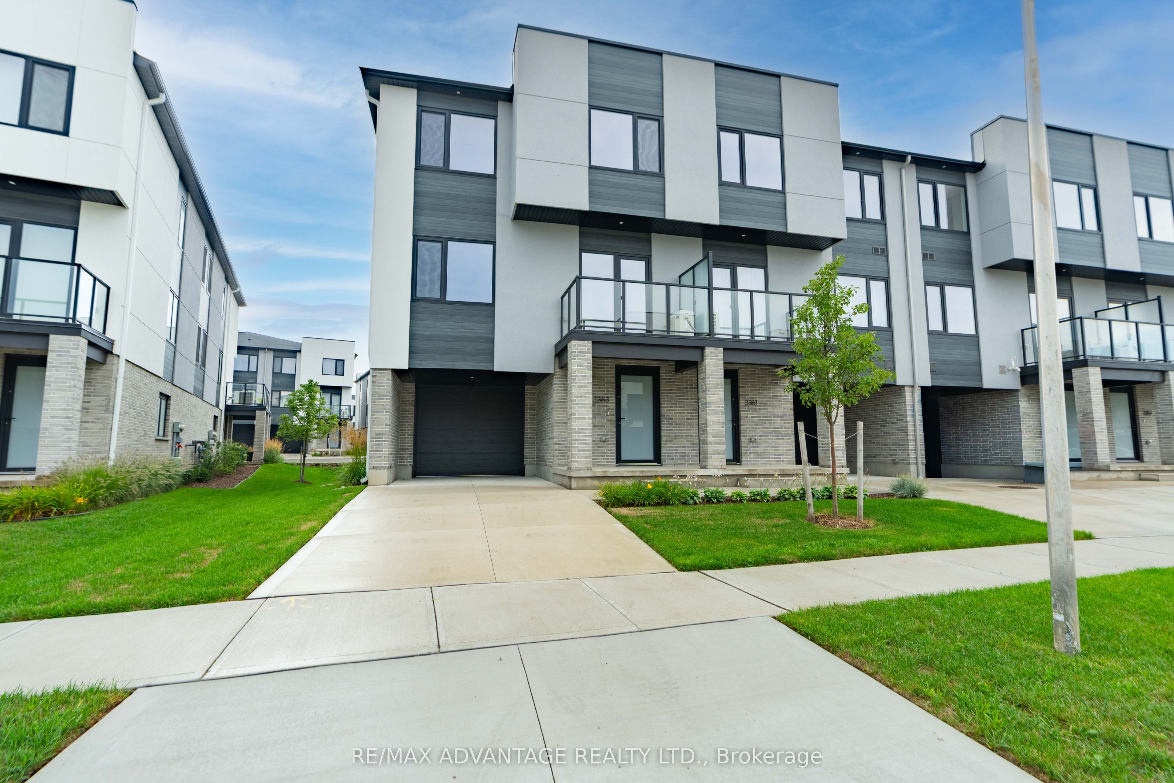 3363 David Milne Way, London South, ON N6L 0B9