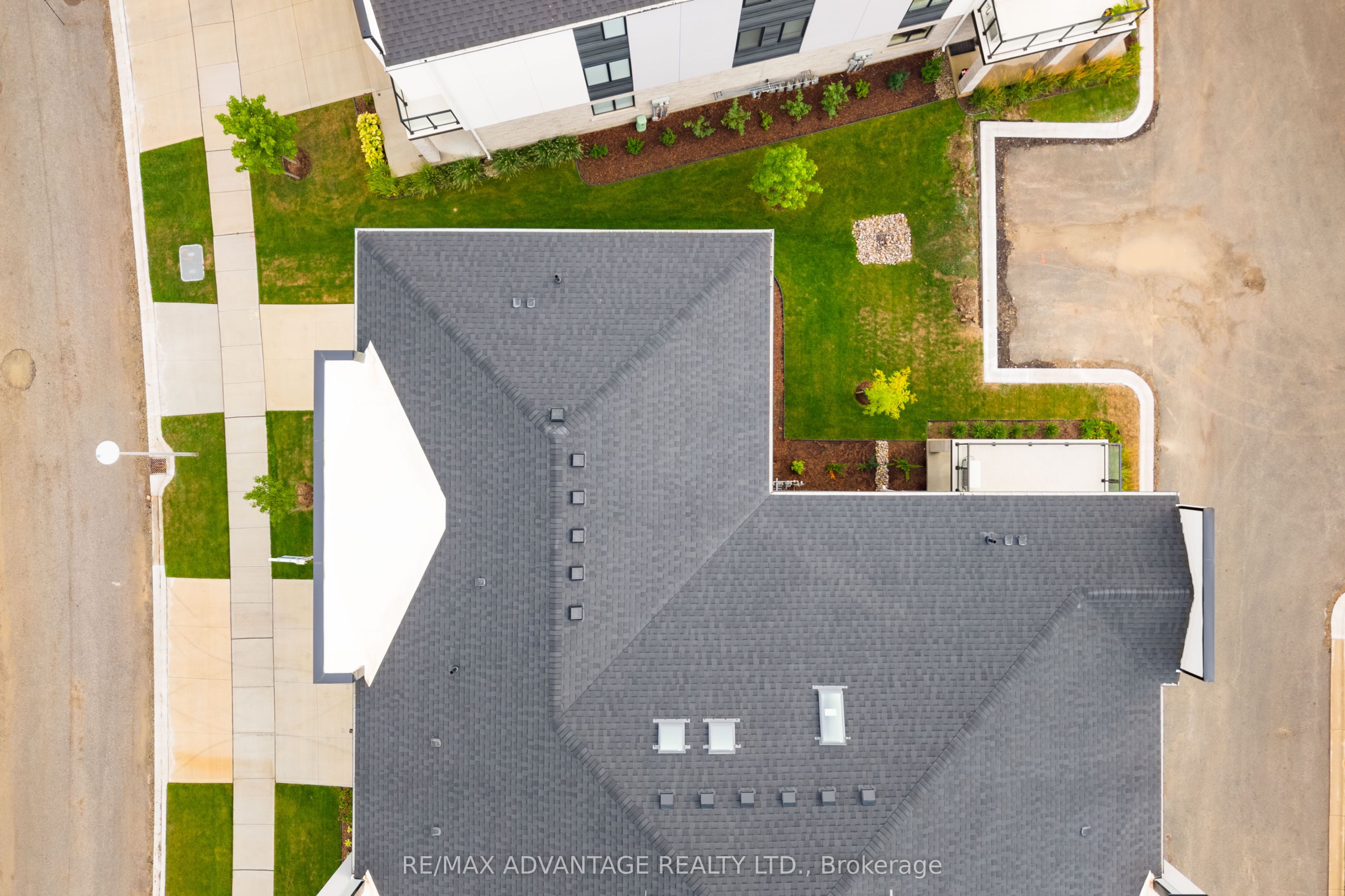 3363 David Milne Way, London South, ON N6L 0B9 photo 3