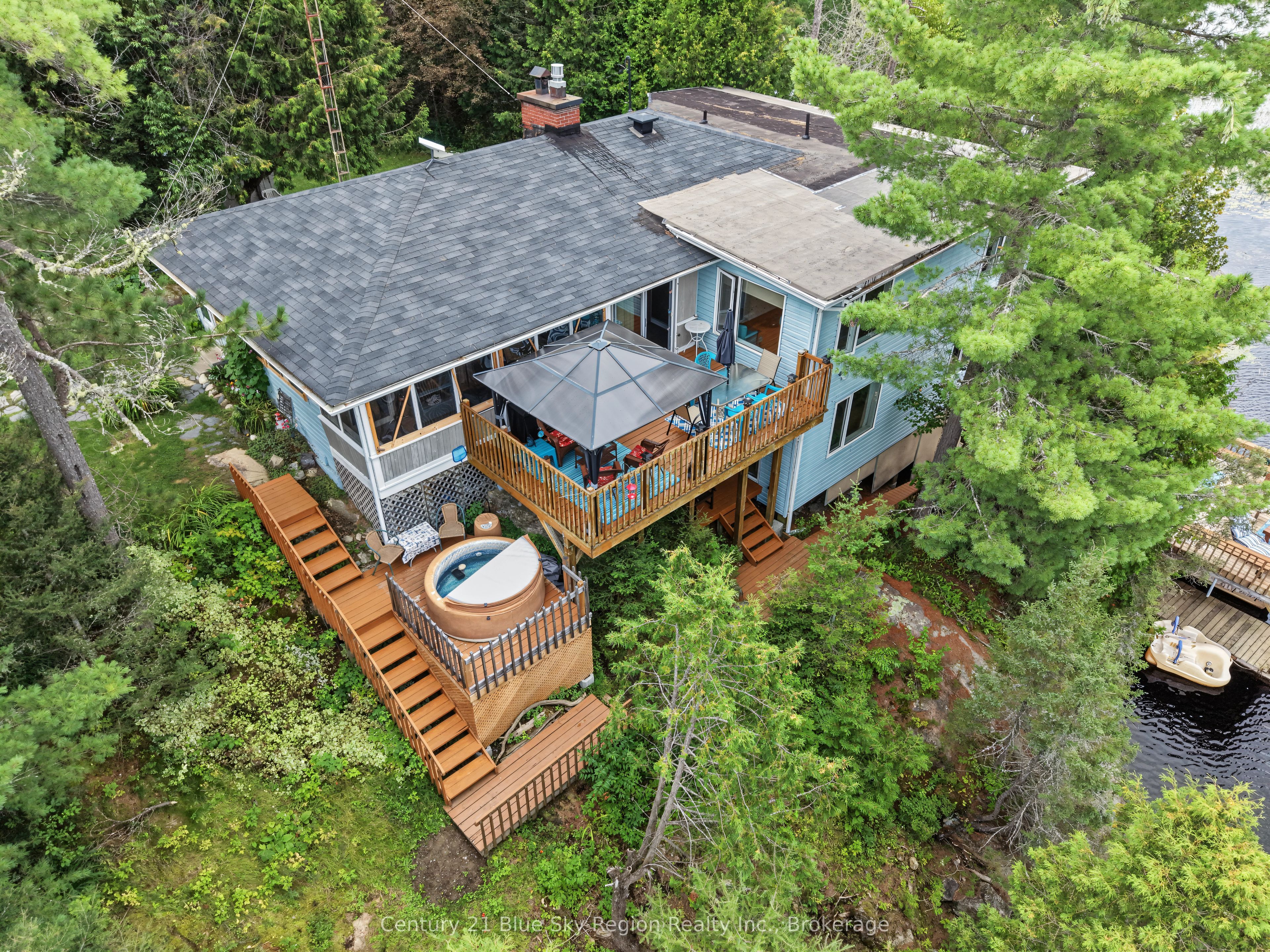 5065 Highway 11 N, Temagami, ON P1B 8G3