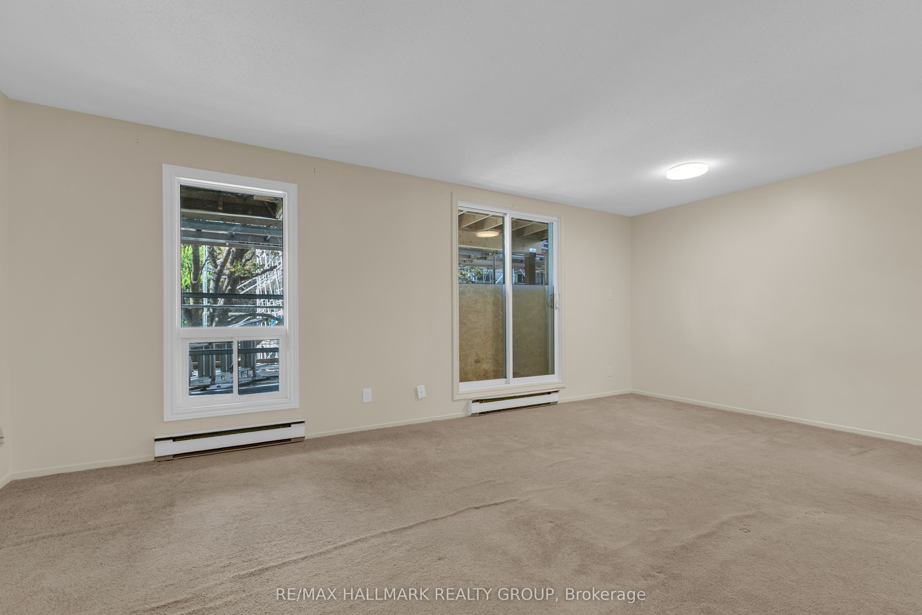 702 Tanguay Court 29, Kanata, ON K2L 3X2 photo 5