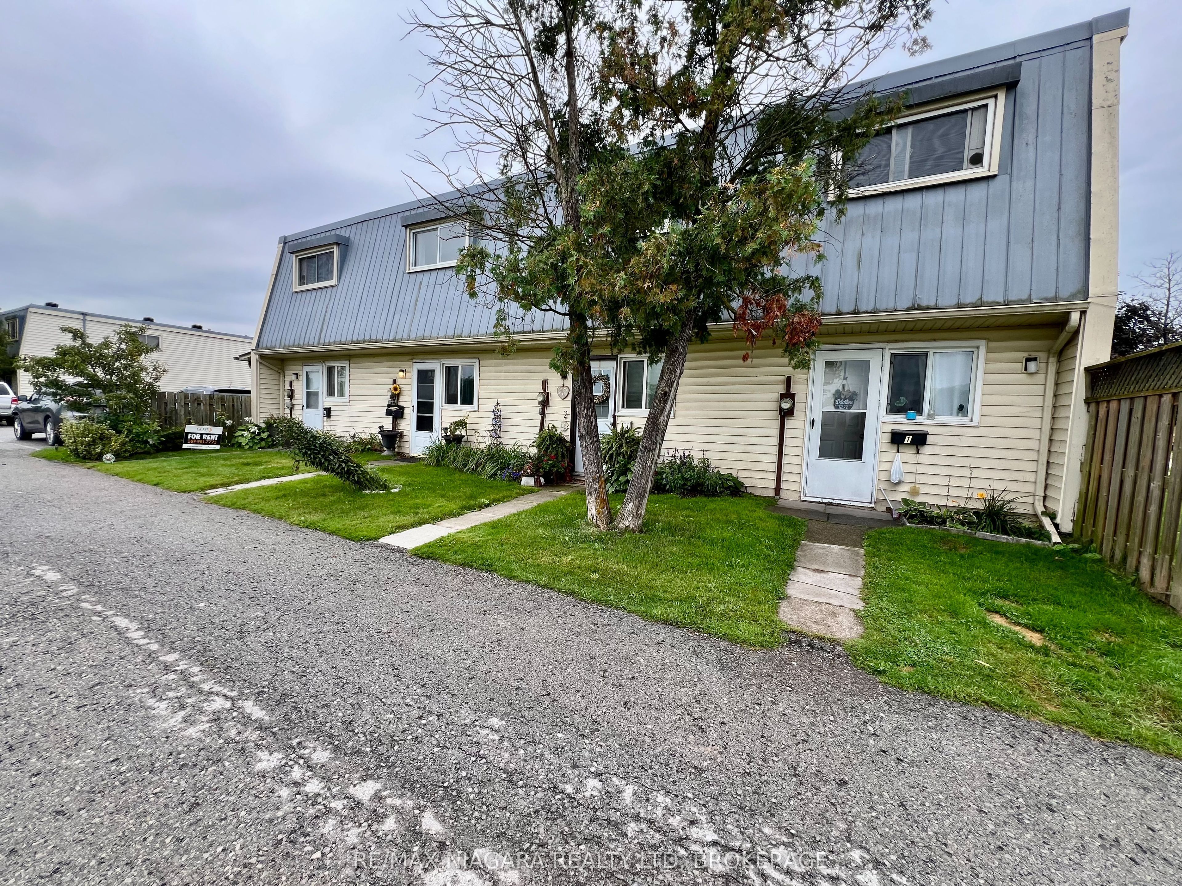 8646 Willoughby Drive 2, Niagara Falls, ON L2G 6X7 photo 3