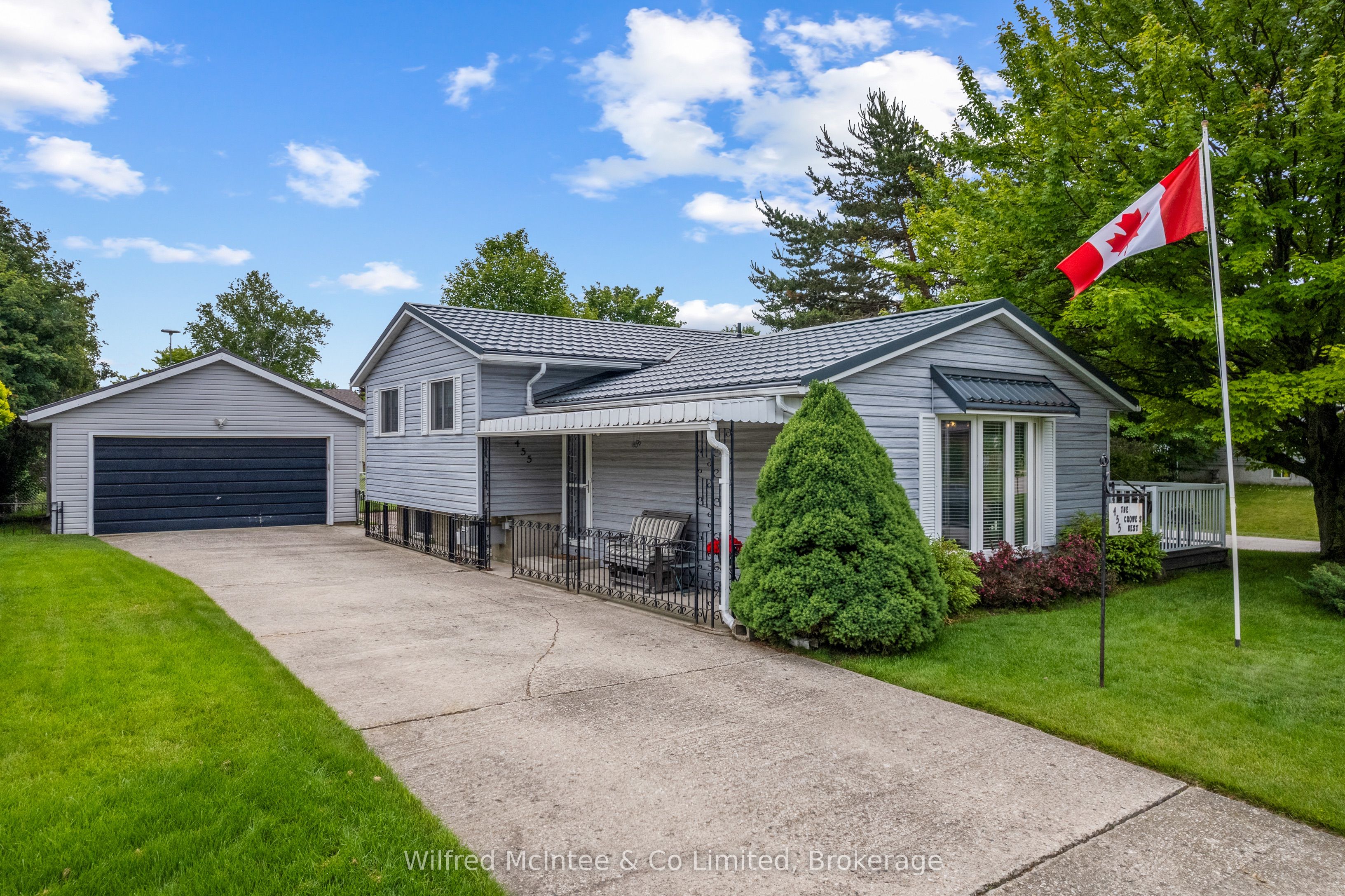 455 Bruce Street, Saugeen Shores, ON N0H 2C1 photo 2