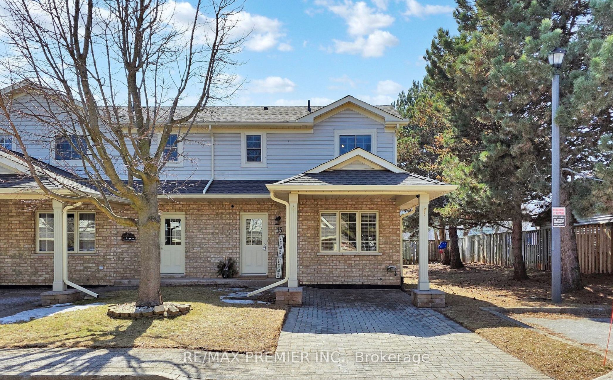 9 Wentworth Drive 13, Grimsby, ON L3M 5H9 photo 2