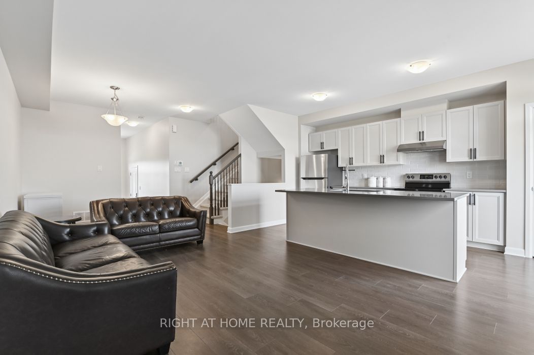 576 Prominence Way, Orleans - Cumberland and Area, ON K4A 5K8 photo 4