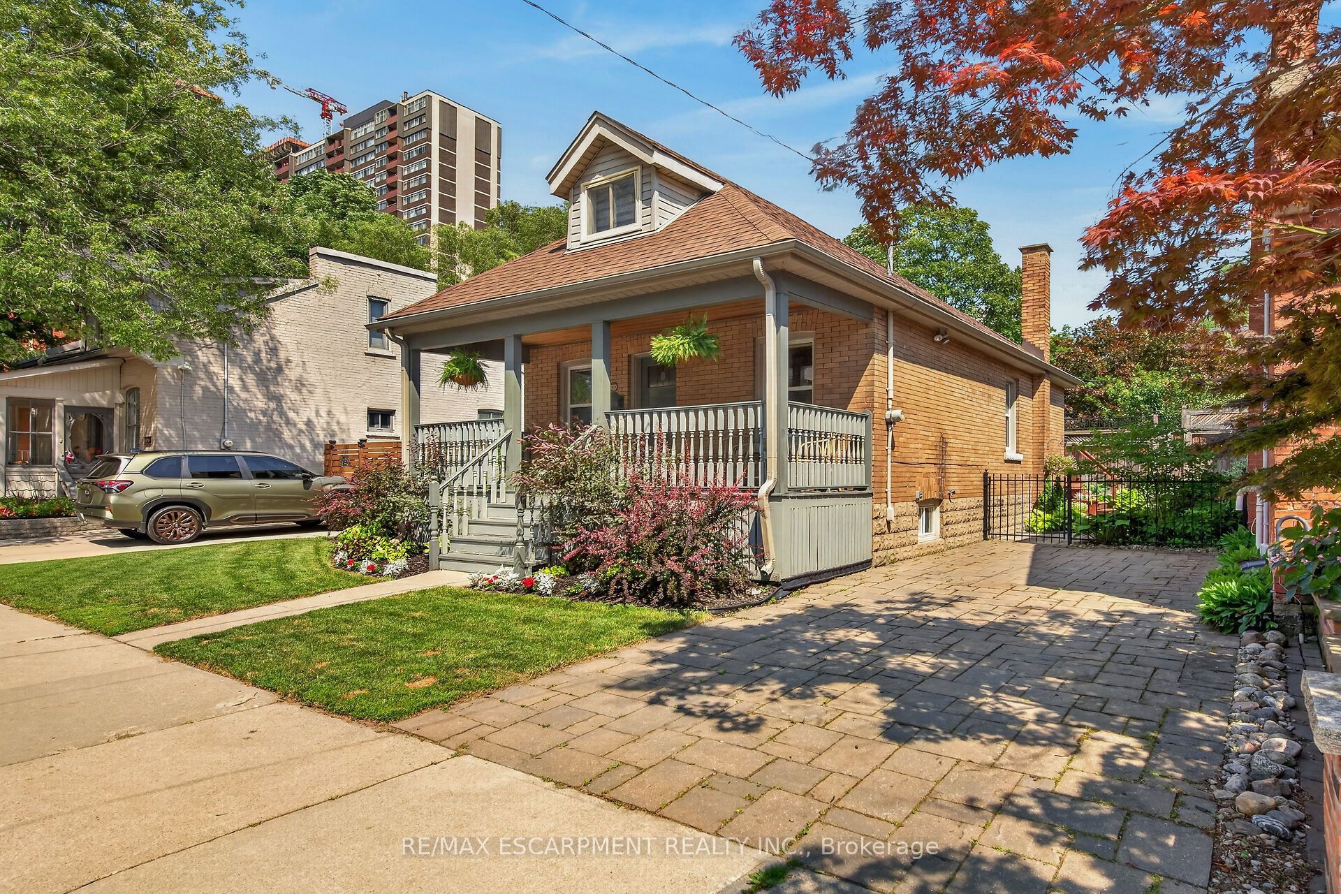 163 HESS Street S, Hamilton, ON L8P 3N8 photo 2