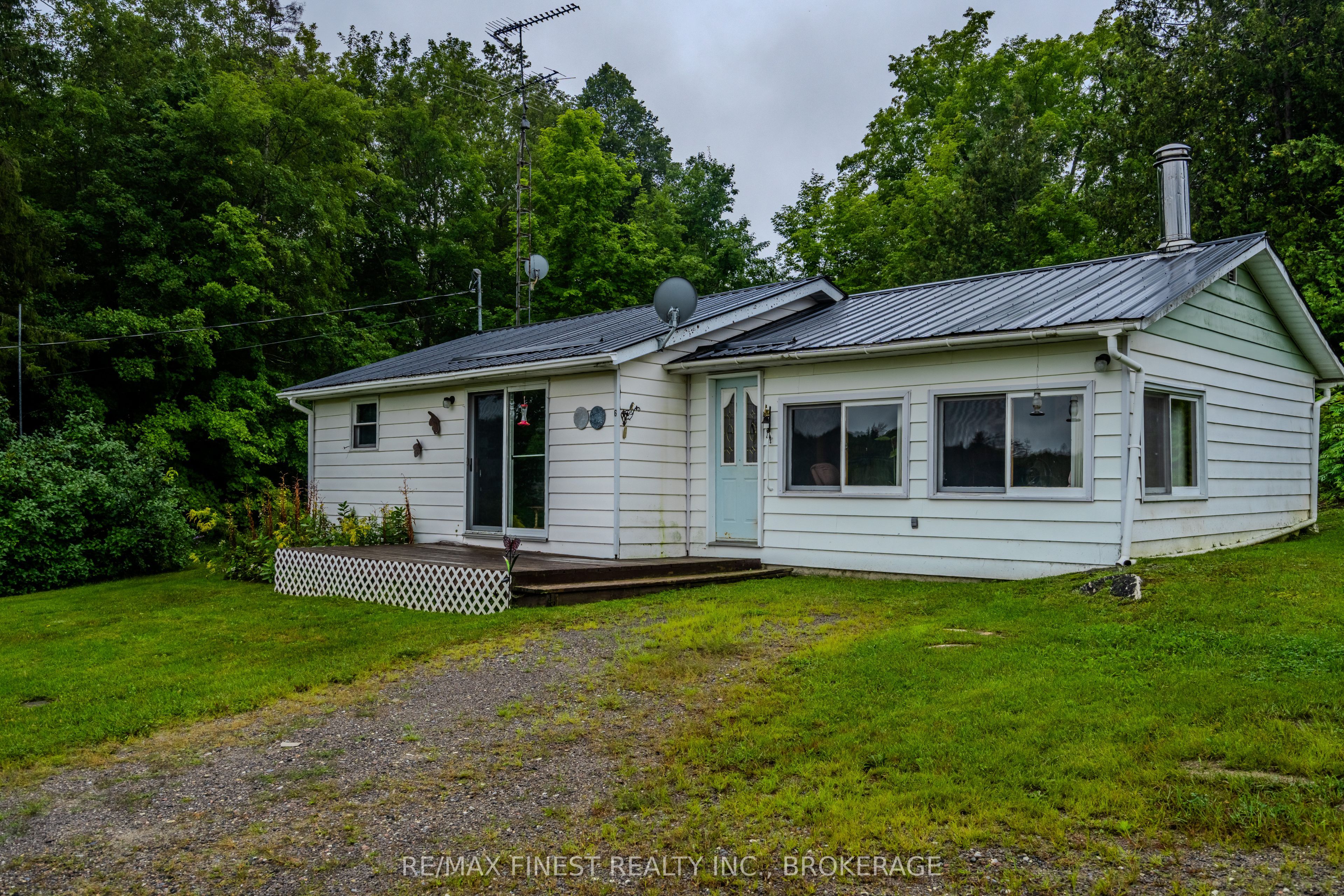 1177 Mountain Road, Frontenac, ON K0H 2M0 photo 2