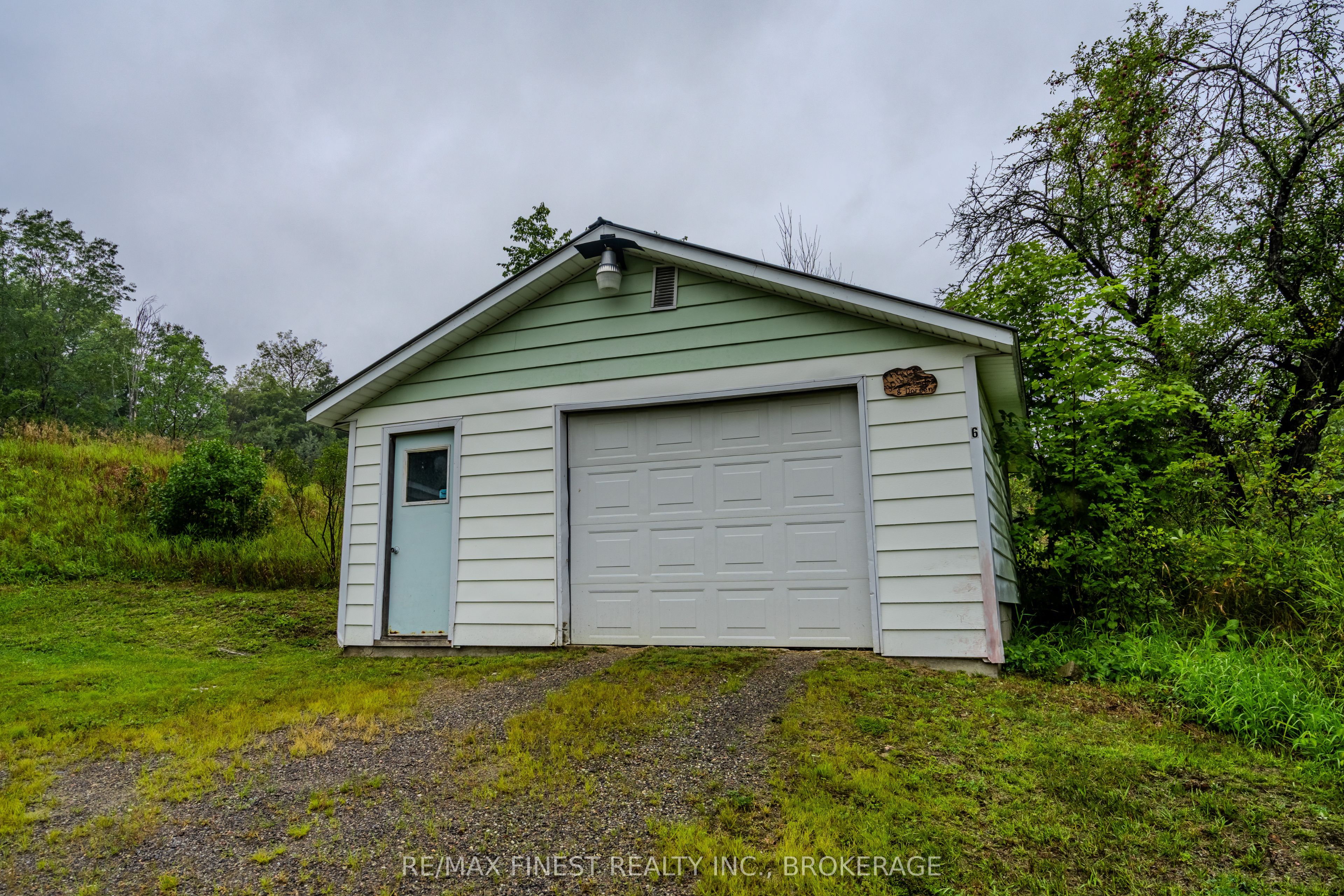 1177 Mountain Road, Frontenac, ON K0H 2M0 photo 3