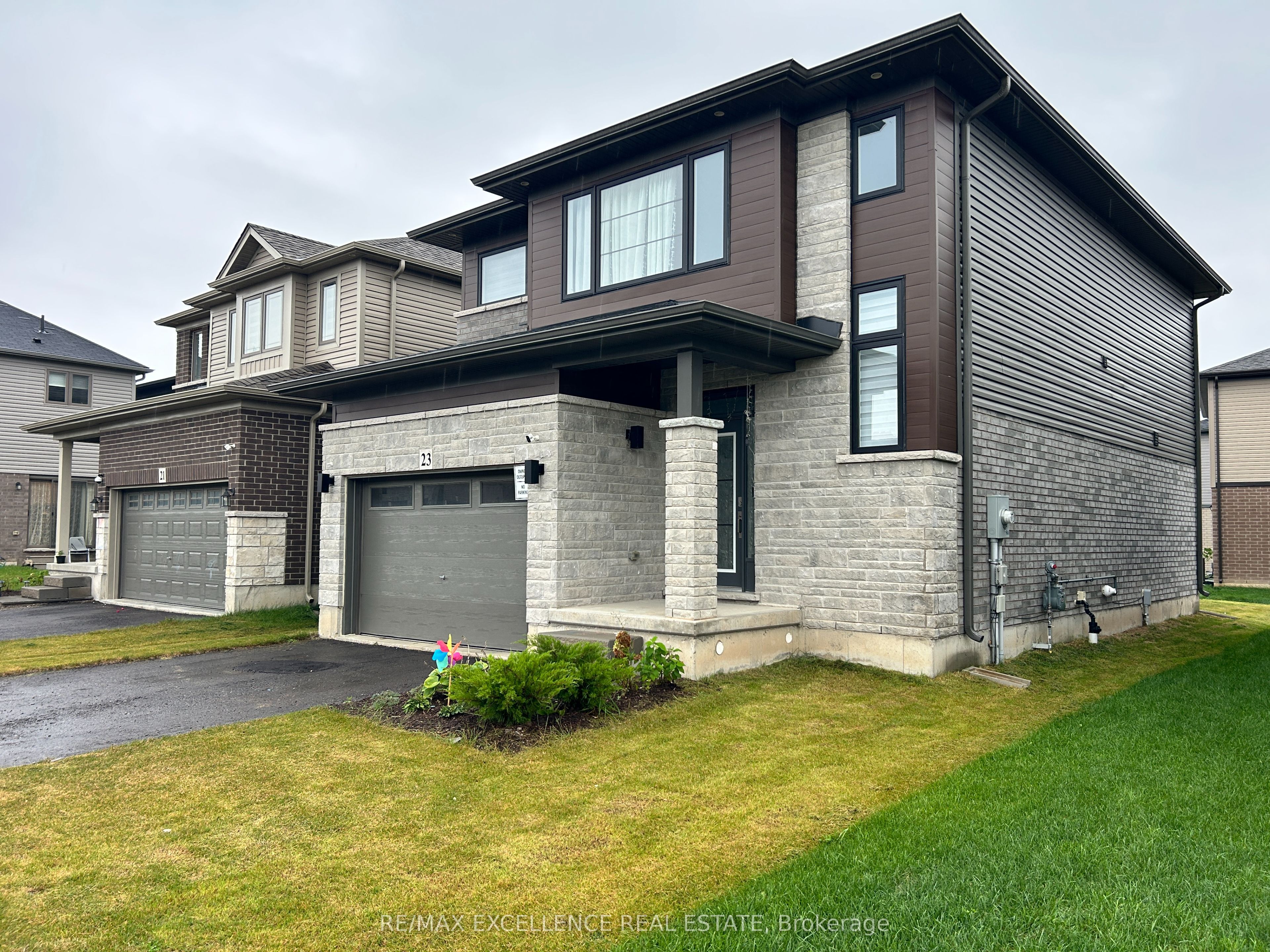 23 Broddy Avenue, Brantford, ON N3T 0V2 photo 3