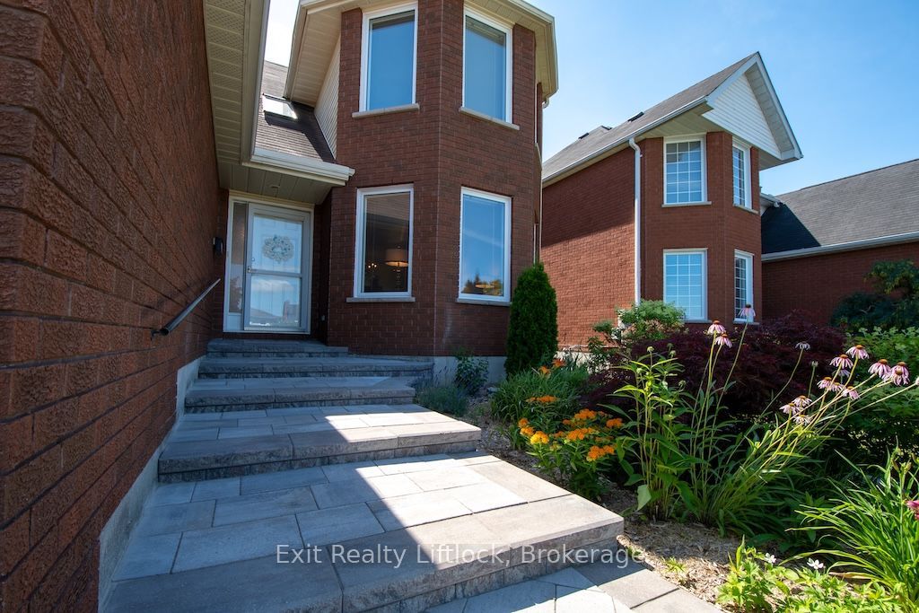 3133 Frances Stewart Road, Peterborough, ON K9H 7L4 photo 2