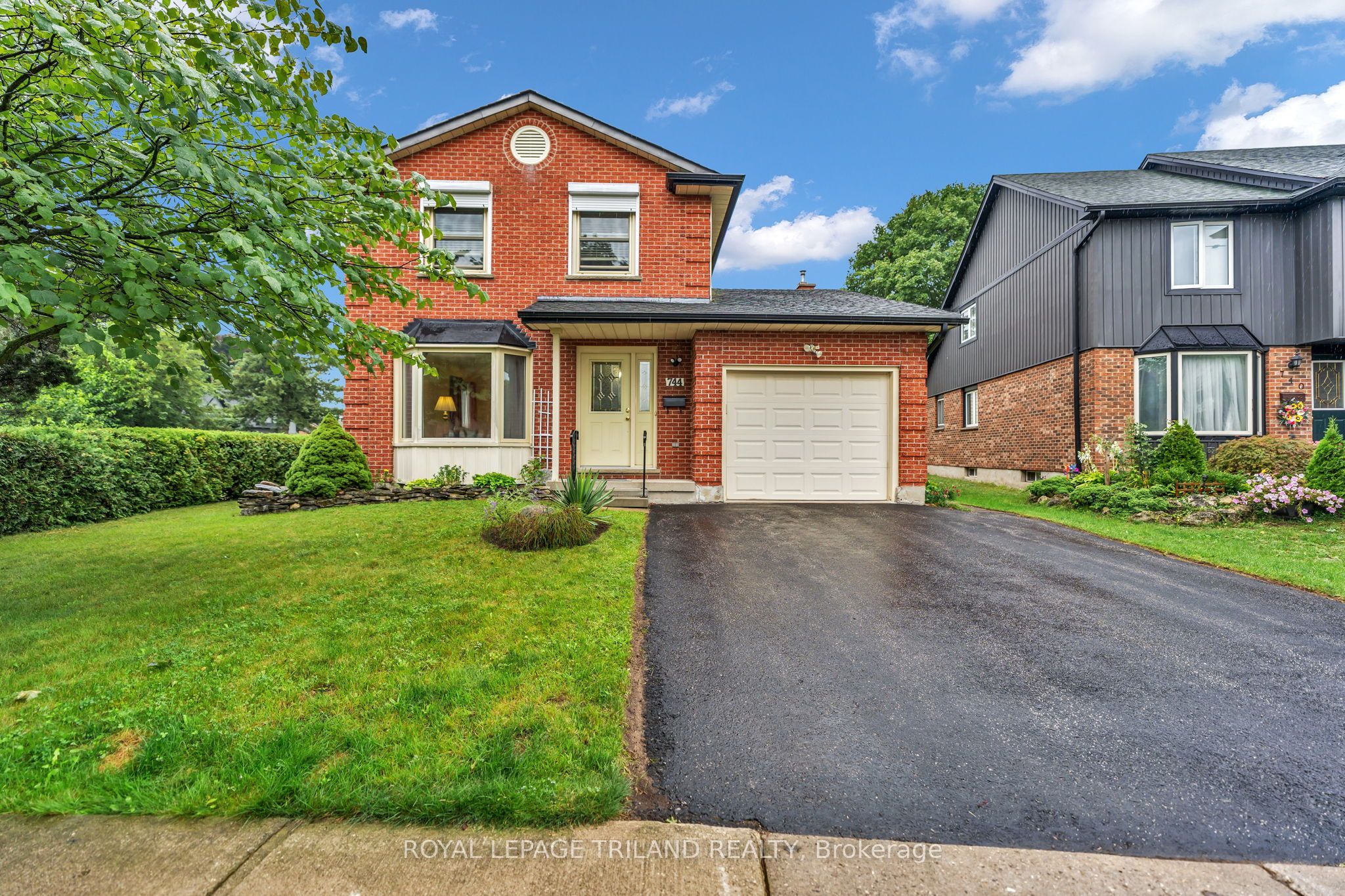 744 Classic Drive, London East, ON N5W 5T5