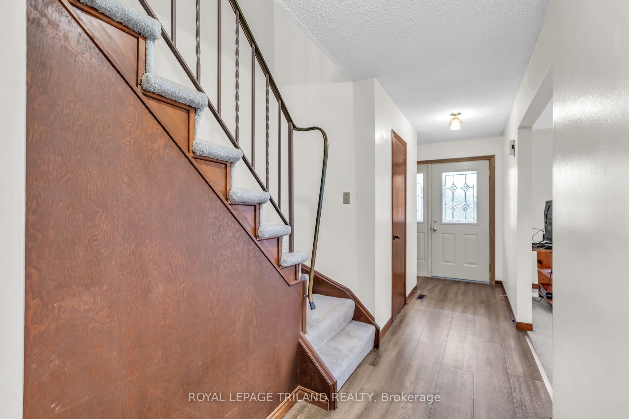 744 Classic Drive, London East, ON N5W 5T5 photo 4