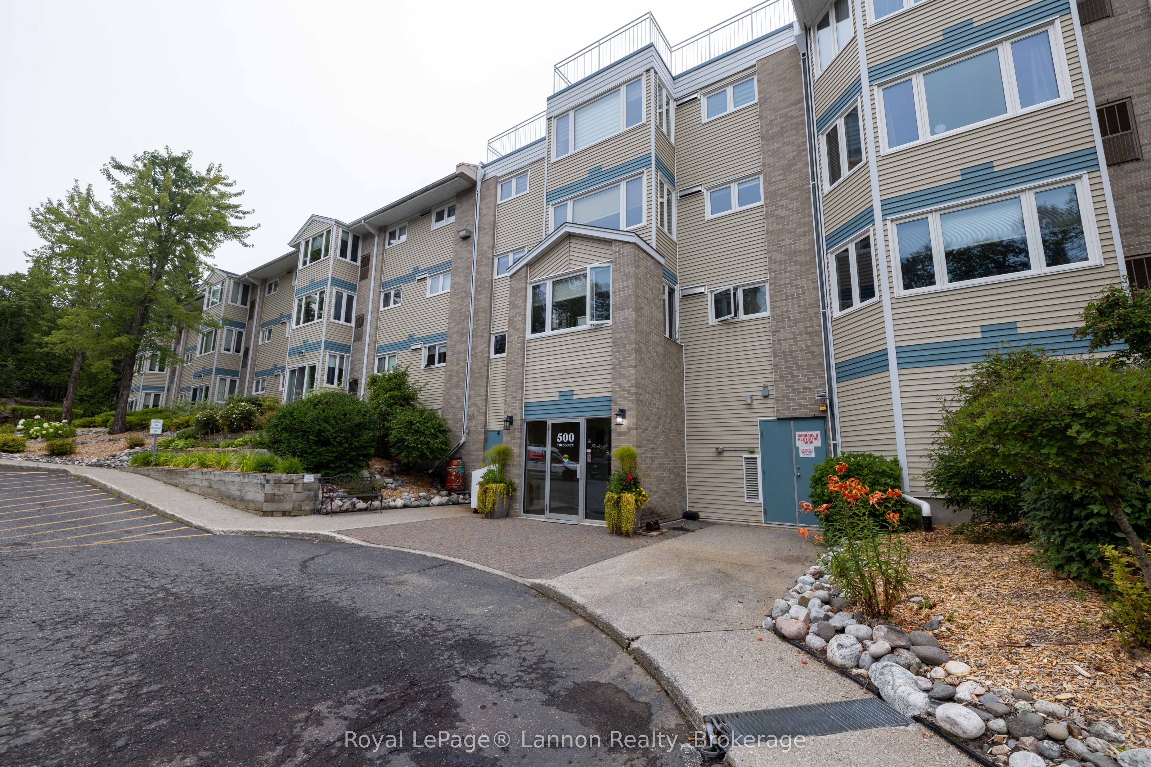 500 TOLEDO Street 303, Thunder Bay, ON P7A 8A6 photo 3