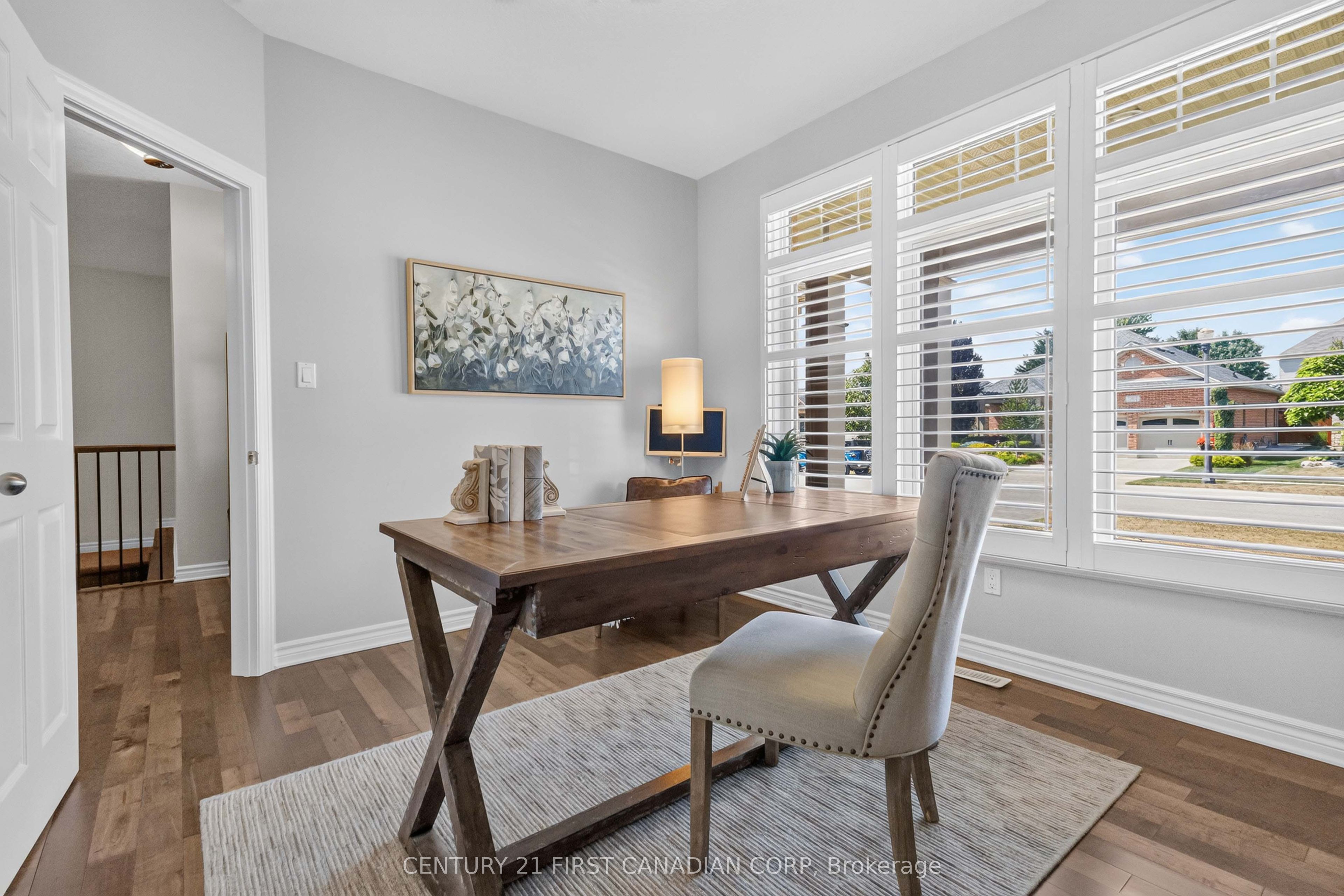 3183 Pincombe Drive, London South, ON N6L 0B4 photo 5