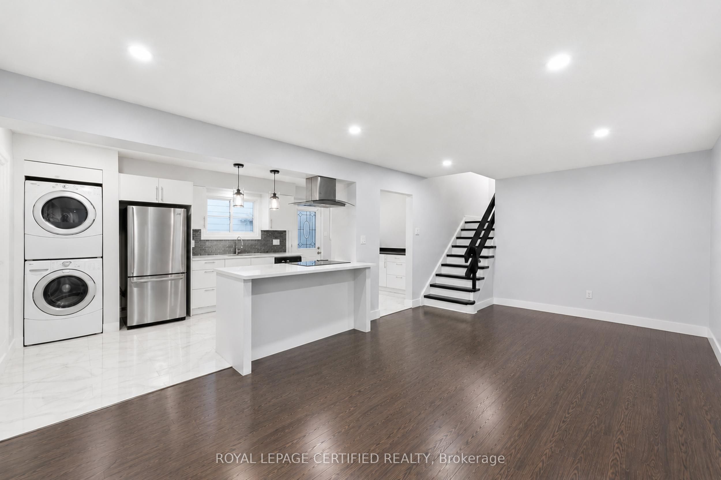 208 Deveron Crescent, London South, ON N5Z 4J3 photo 3