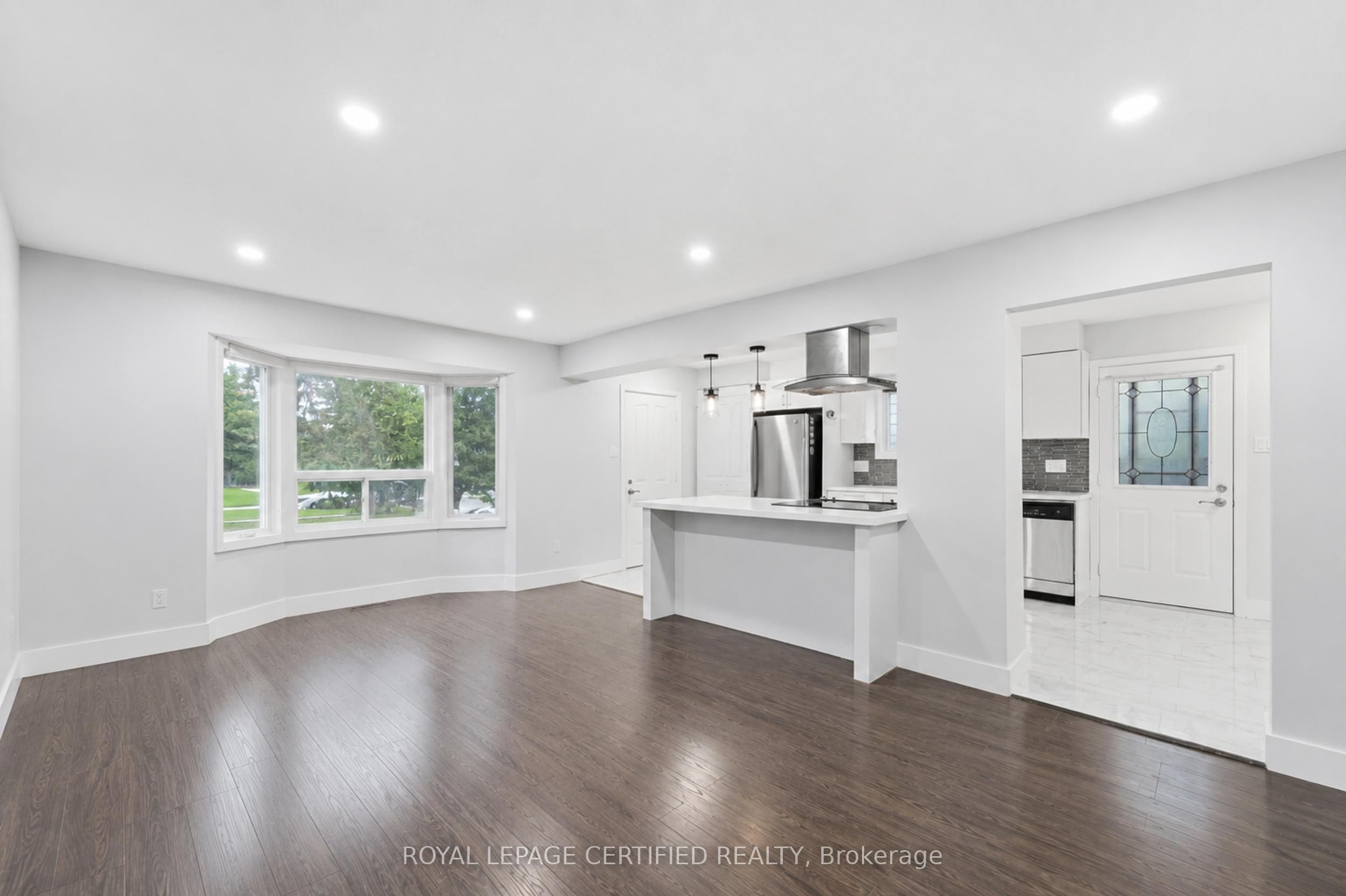 208 Deveron Crescent, London South, ON N5Z 4J3 photo 4