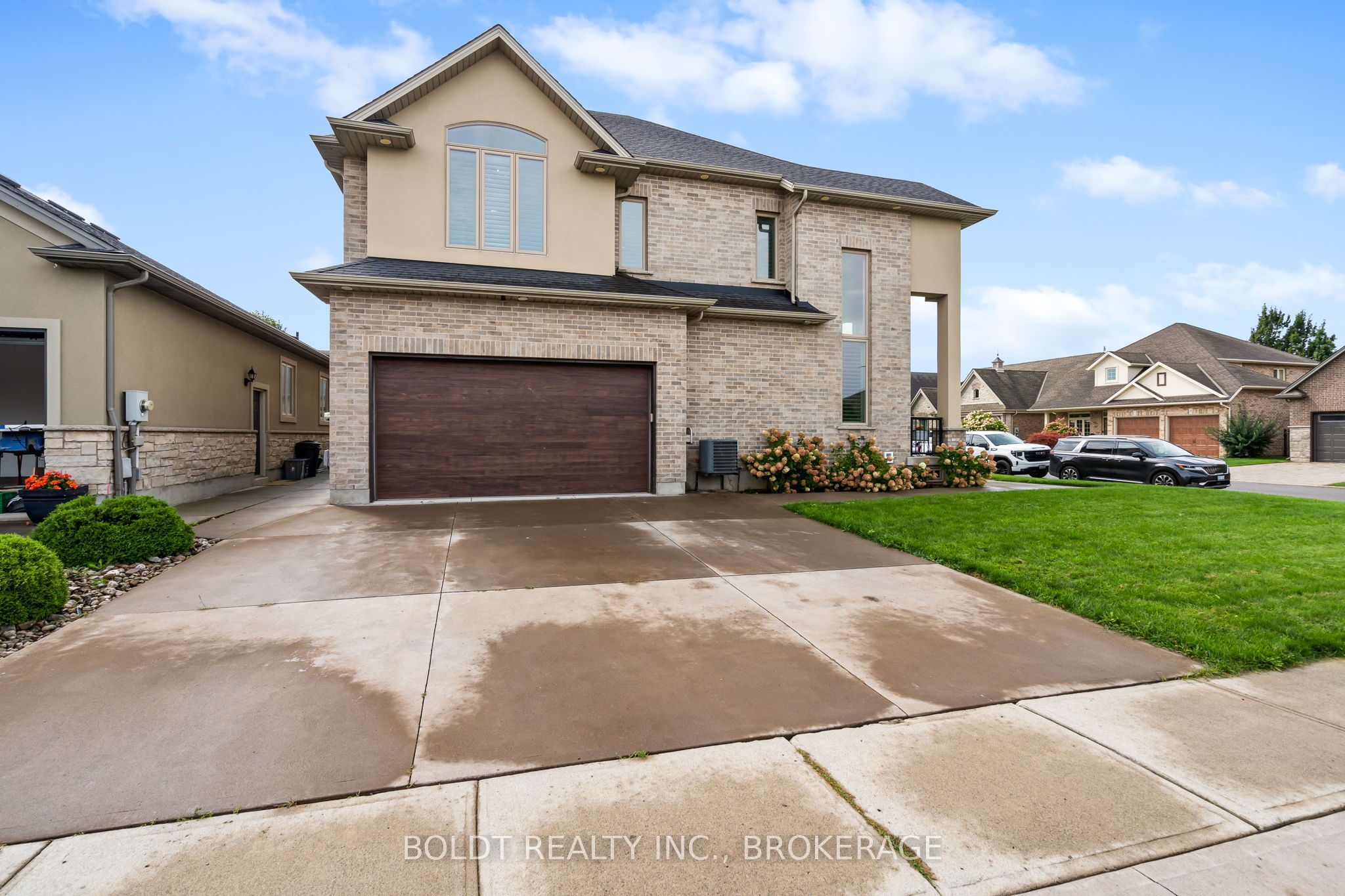 90 Videl Crescent N, St. Catharines, ON L2W 0A2 photo 4