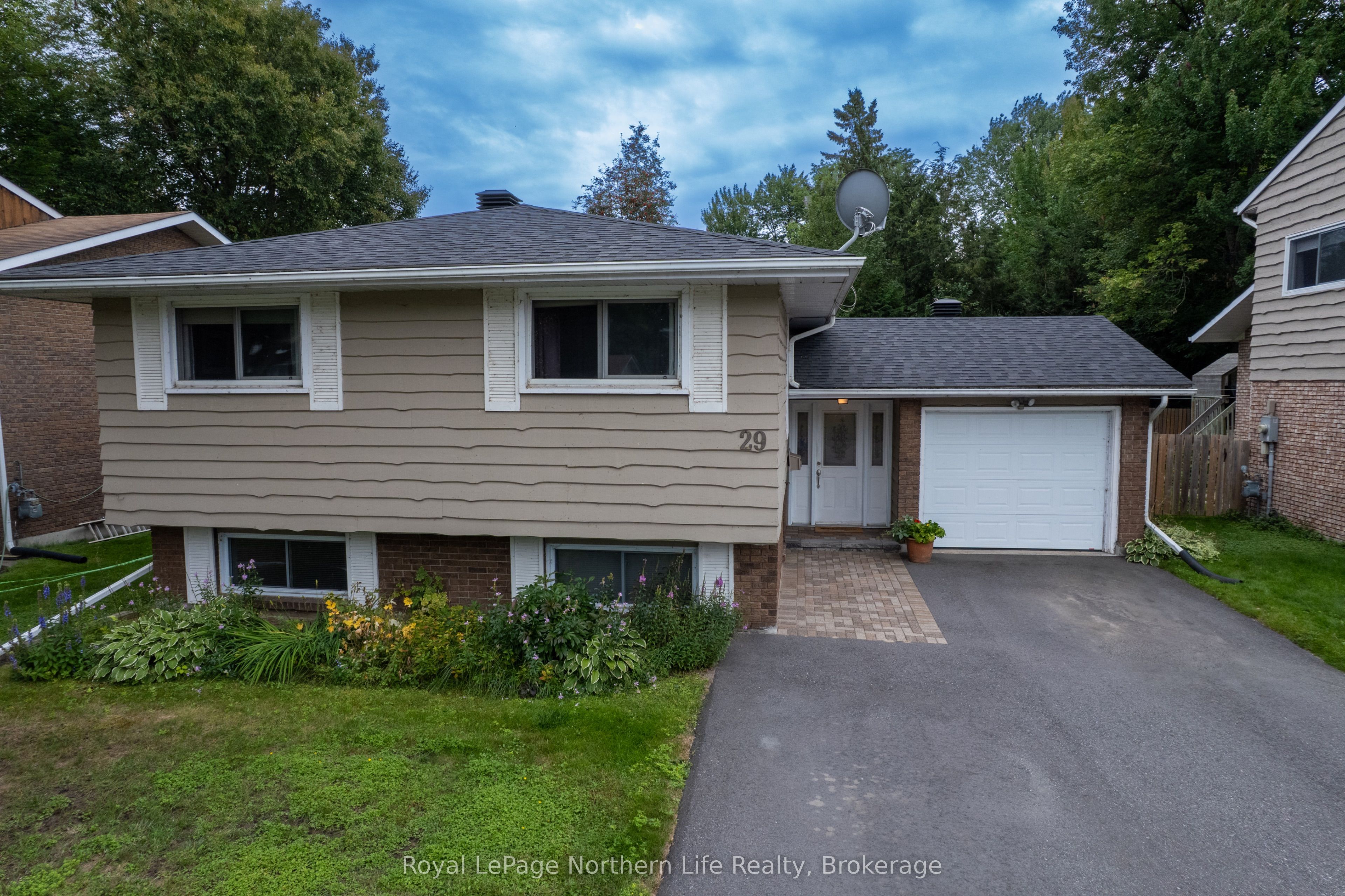 29 Shore Acres Boulevard, North Bay, ON P1A 1B7 photo 3