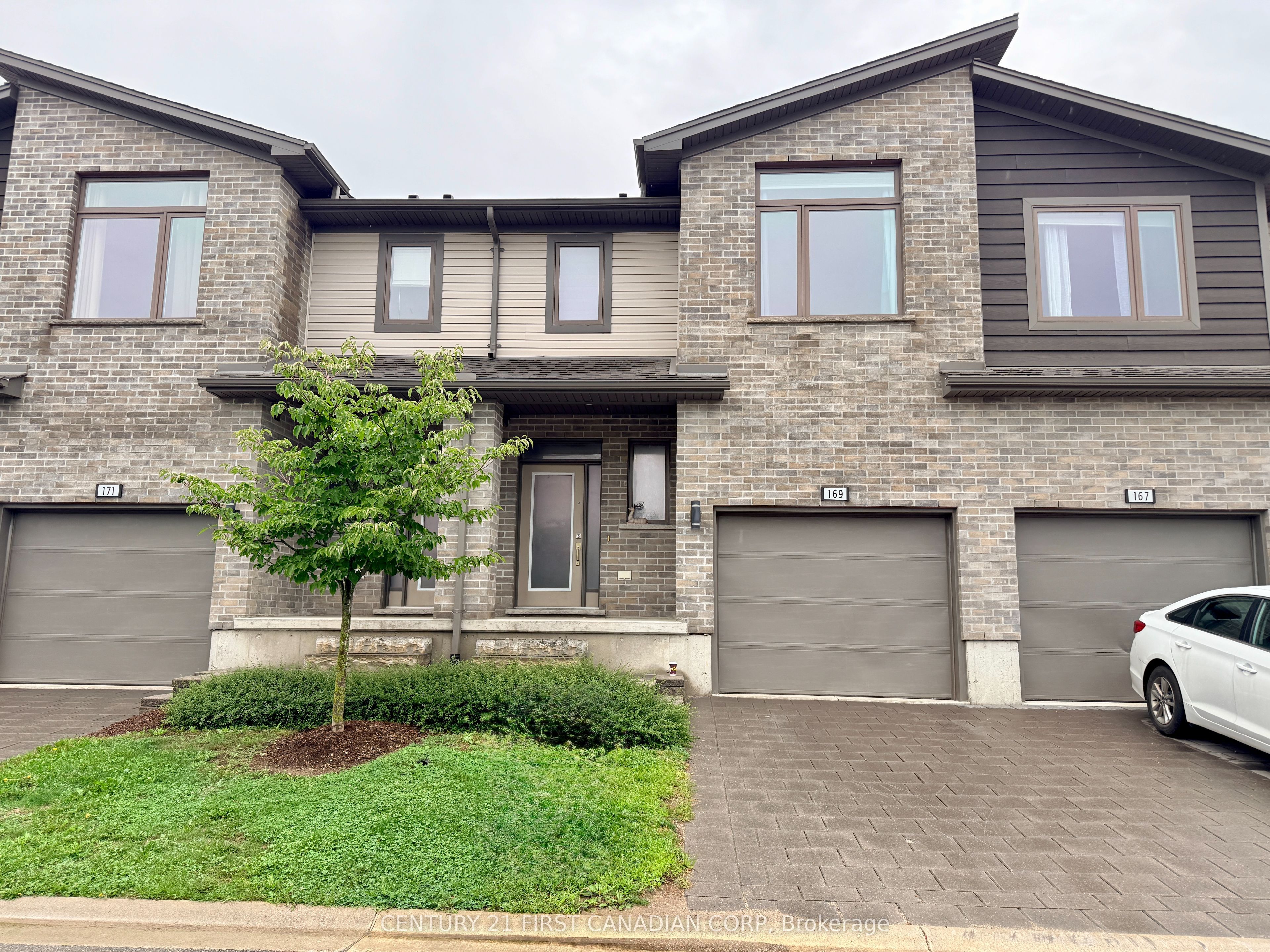 1960 Dalmagary Road 169, London North, ON N6G 0T8