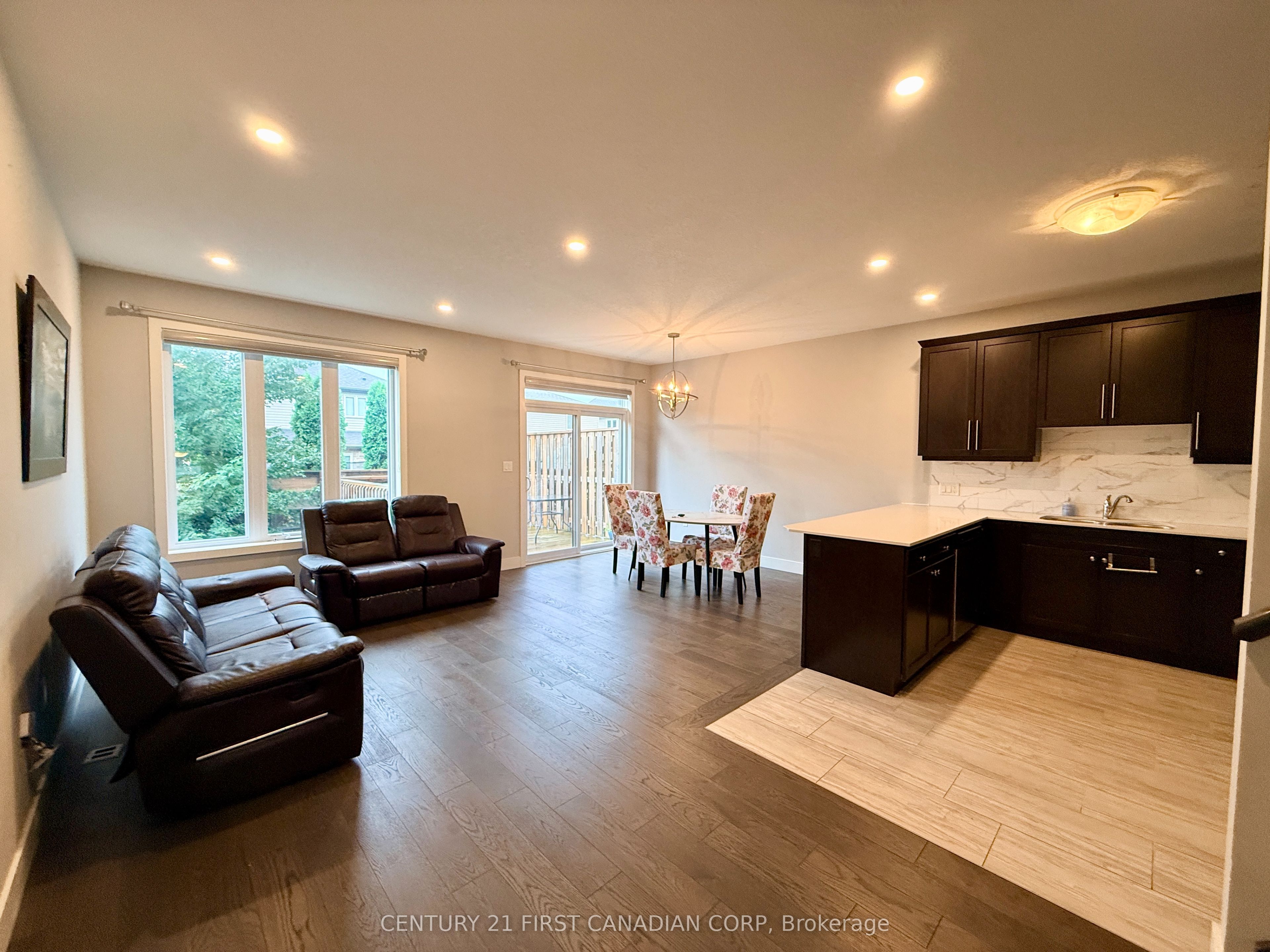 1960 Dalmagary Road 169, London North, ON N6G 0T8 photo 4