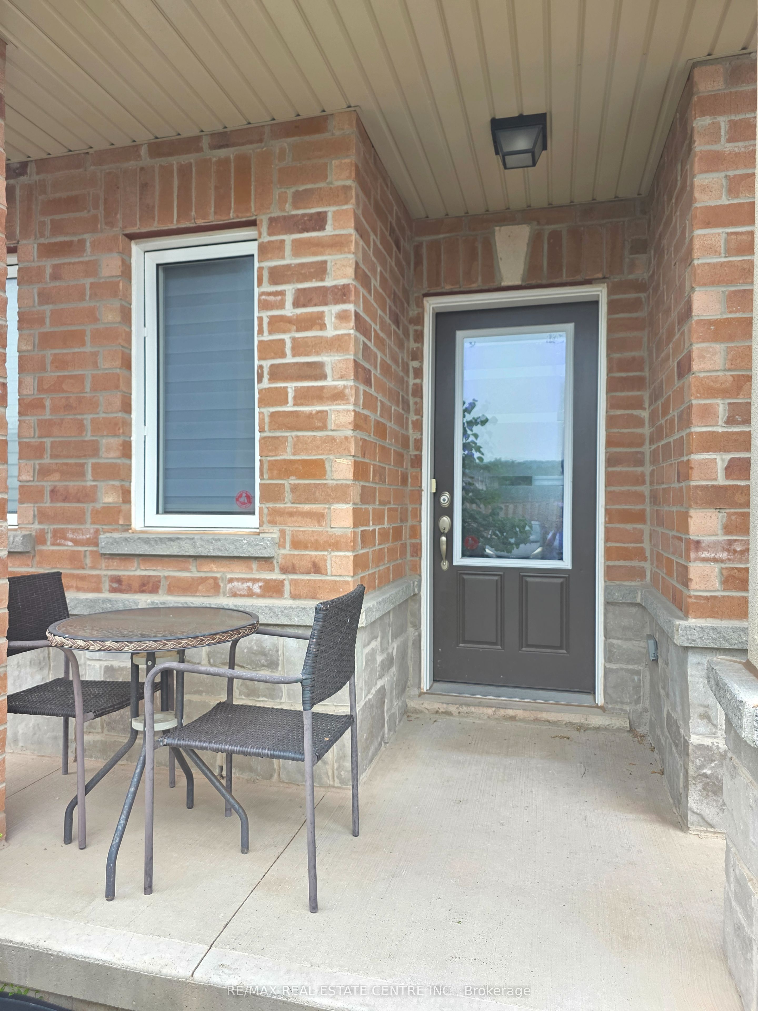 9 Arietta Lane 16, Hamilton, ON L8E 0K7 photo 2
