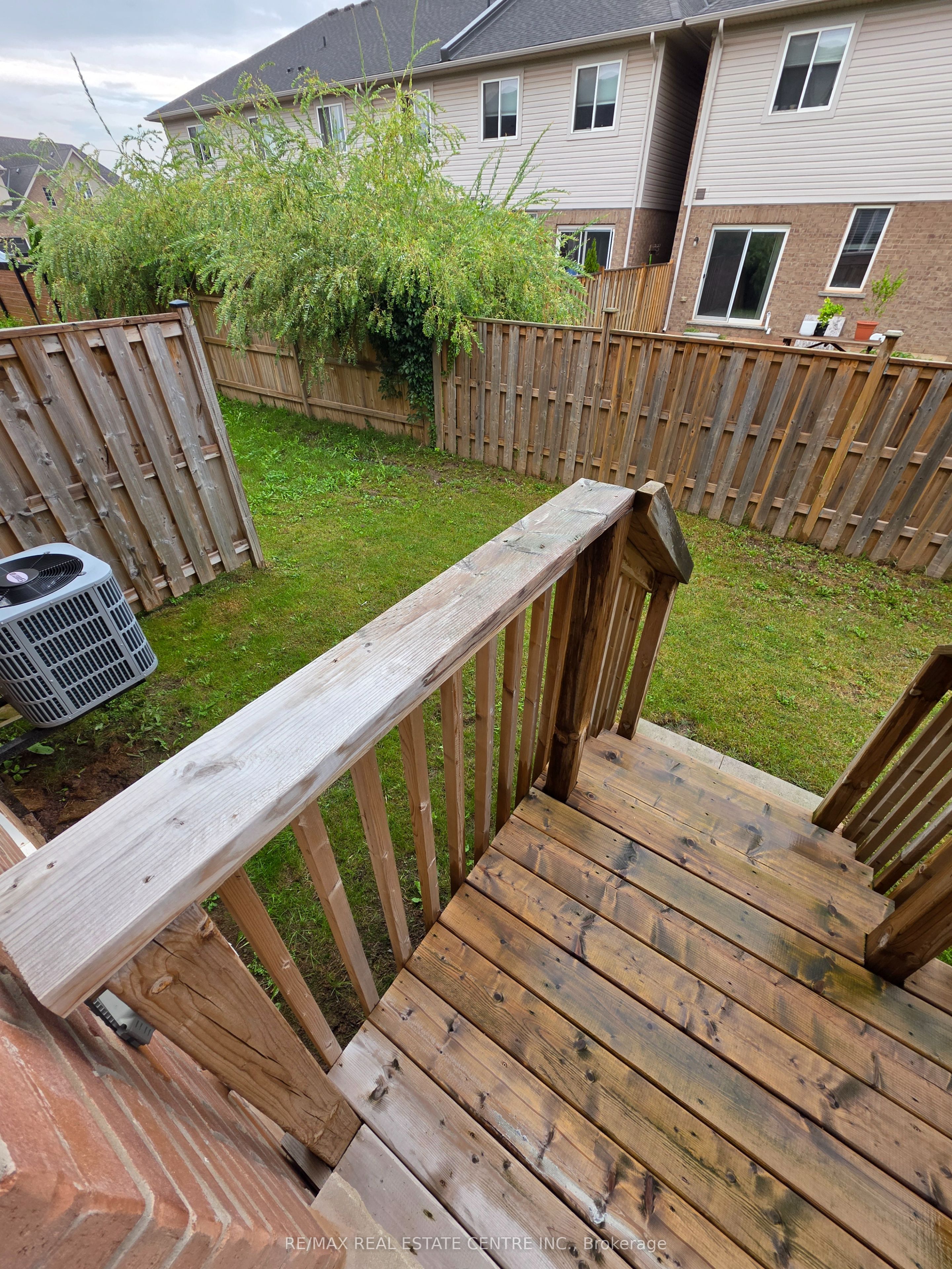 9 Arietta Lane 16, Hamilton, ON L8E 0K7 photo 4