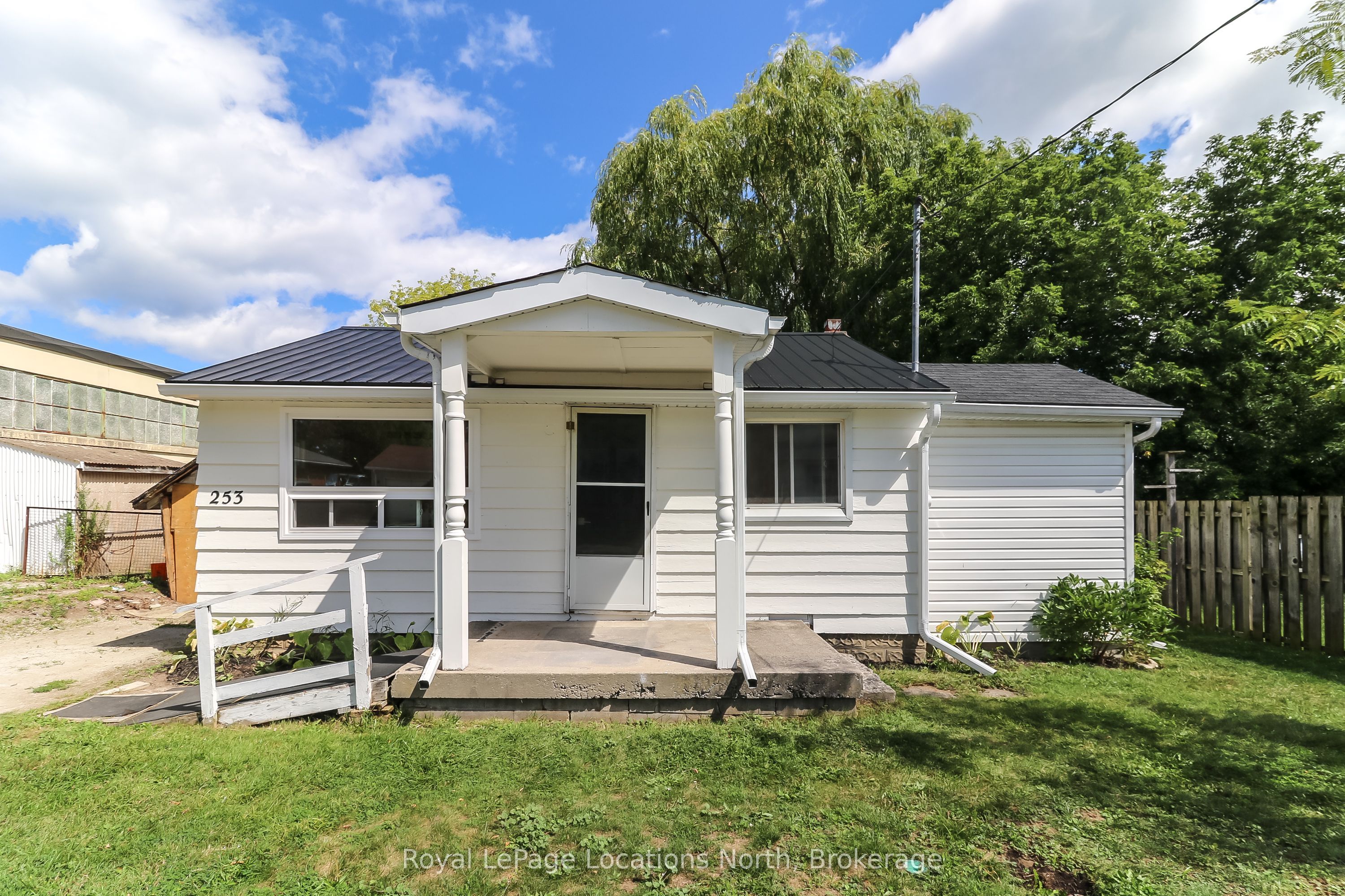 253 THOMPSON Street, Meaford, ON N4L 1M3