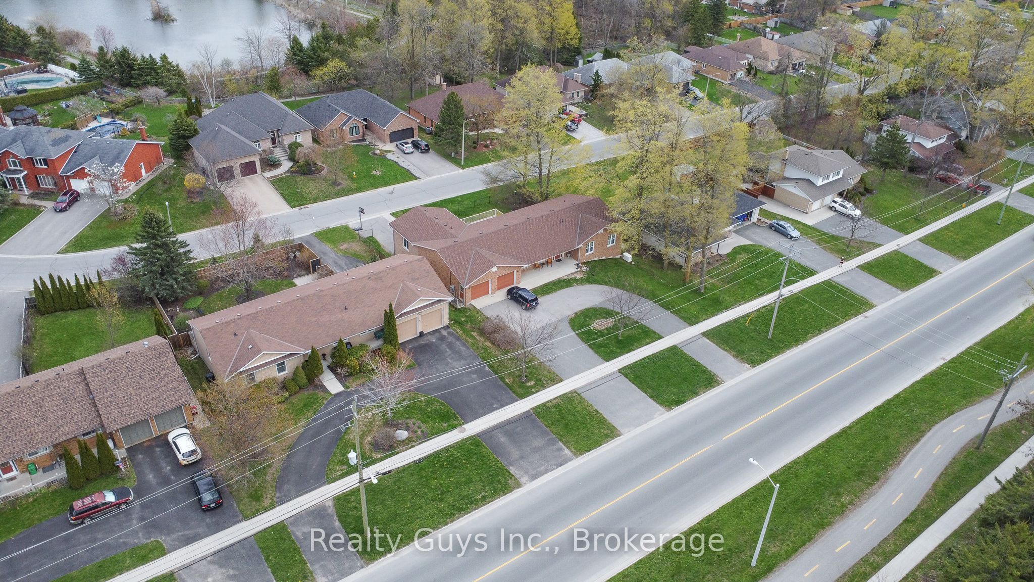 668 Brealey Drive, Peterborough, ON K9K 2M7 photo 5